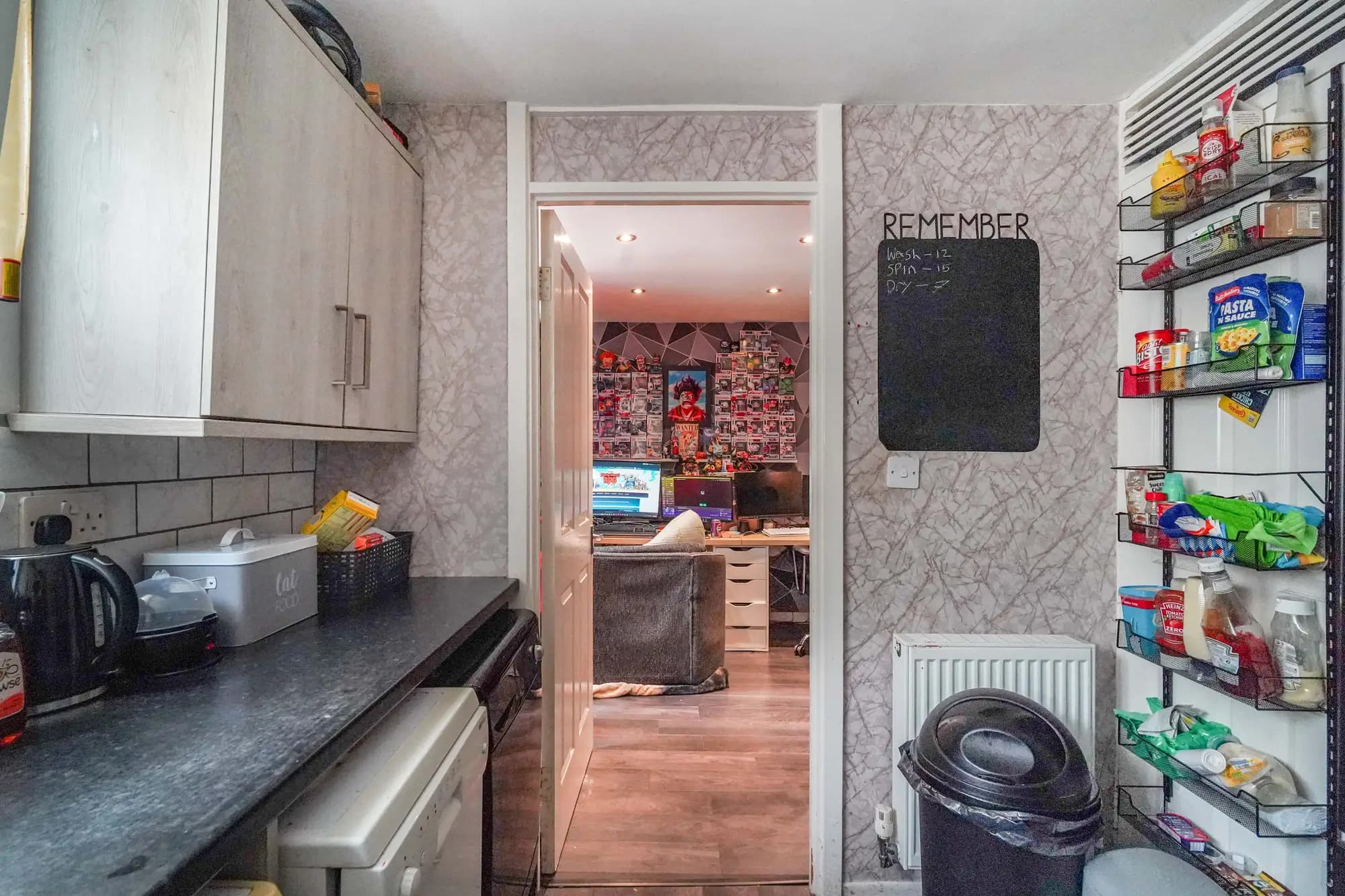 property photo 5 of 14