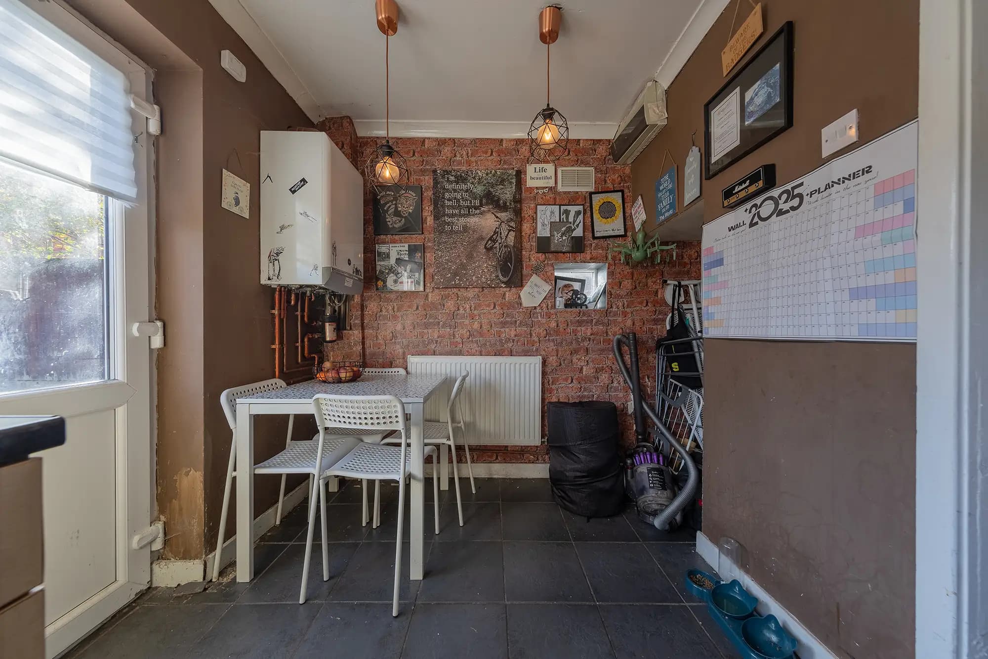 property photo 9 of 24