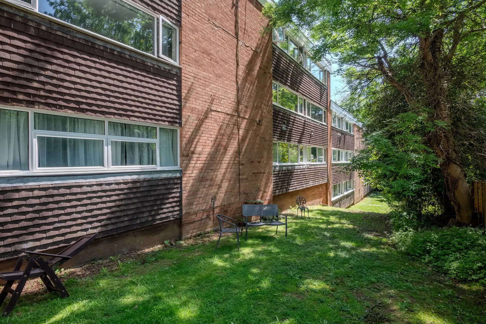 property photo 13 of 16