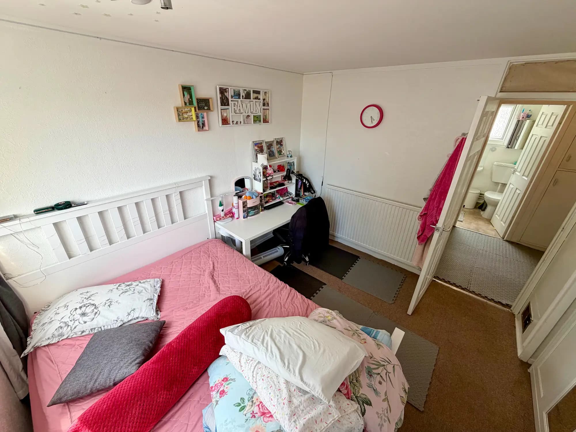 property photo 19 of 29