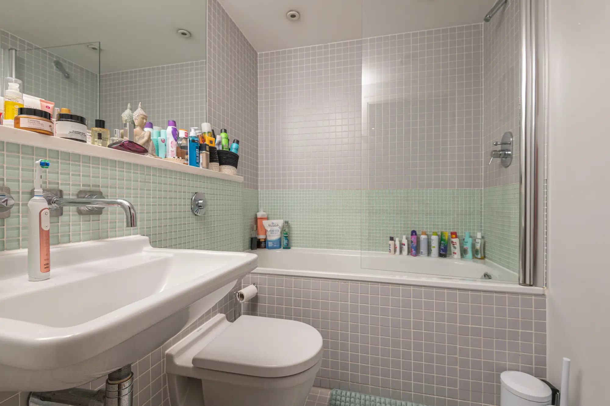 property photo 7 of 21