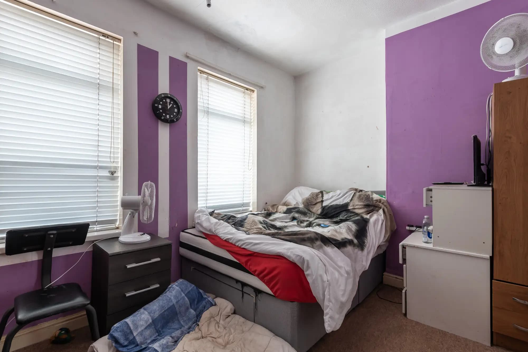 property photo 10 of 17