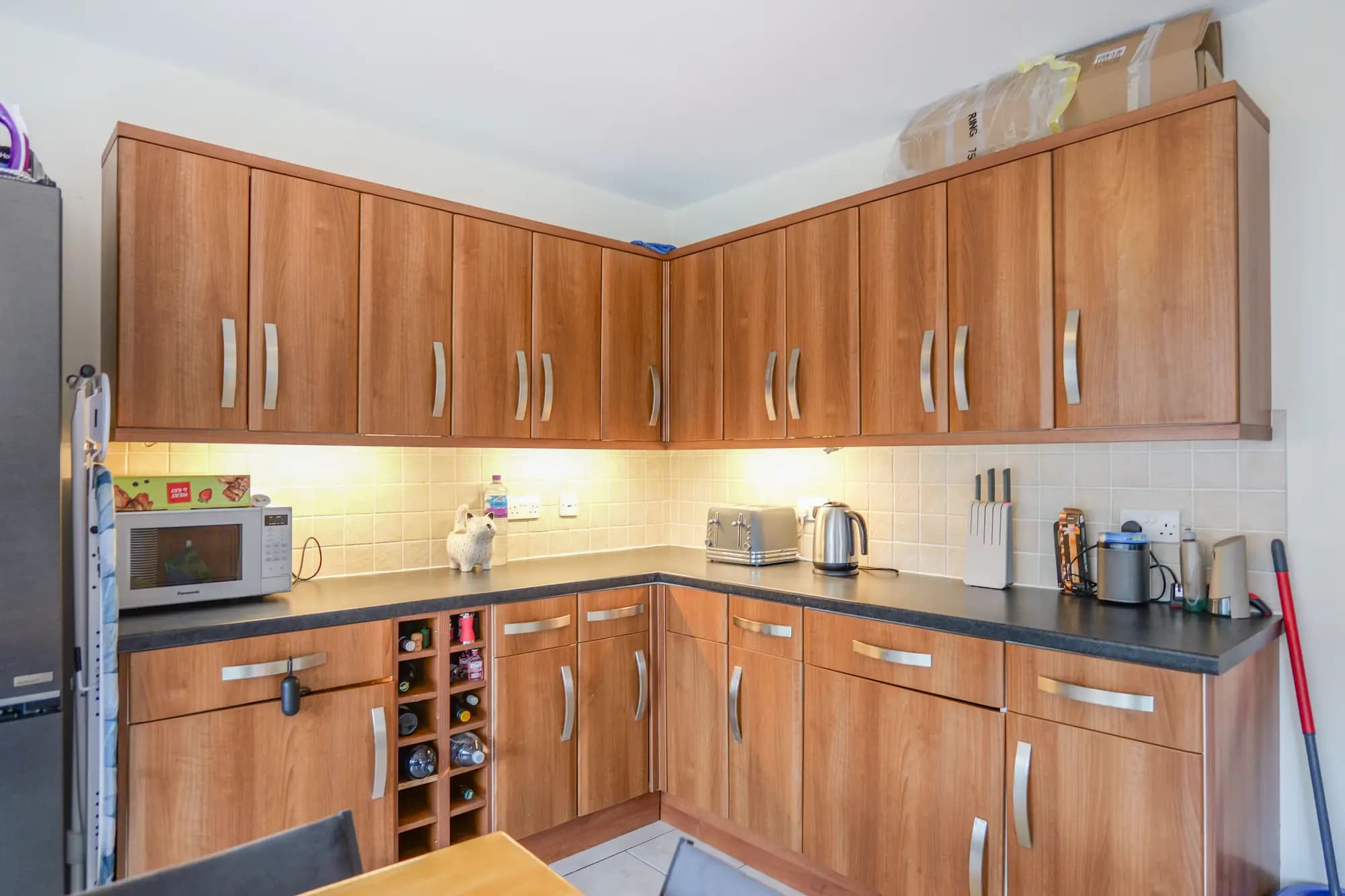 property photo 6 of 29