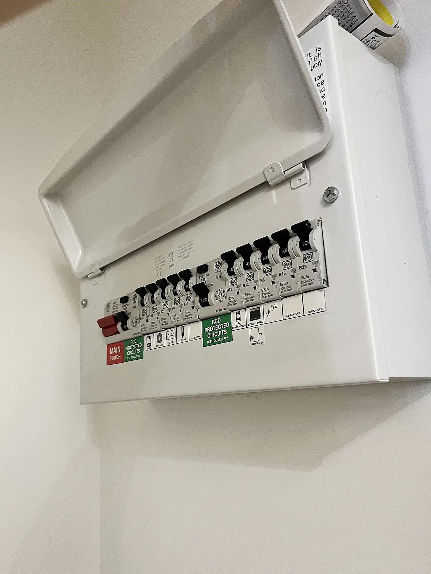 property photo 14 of 19