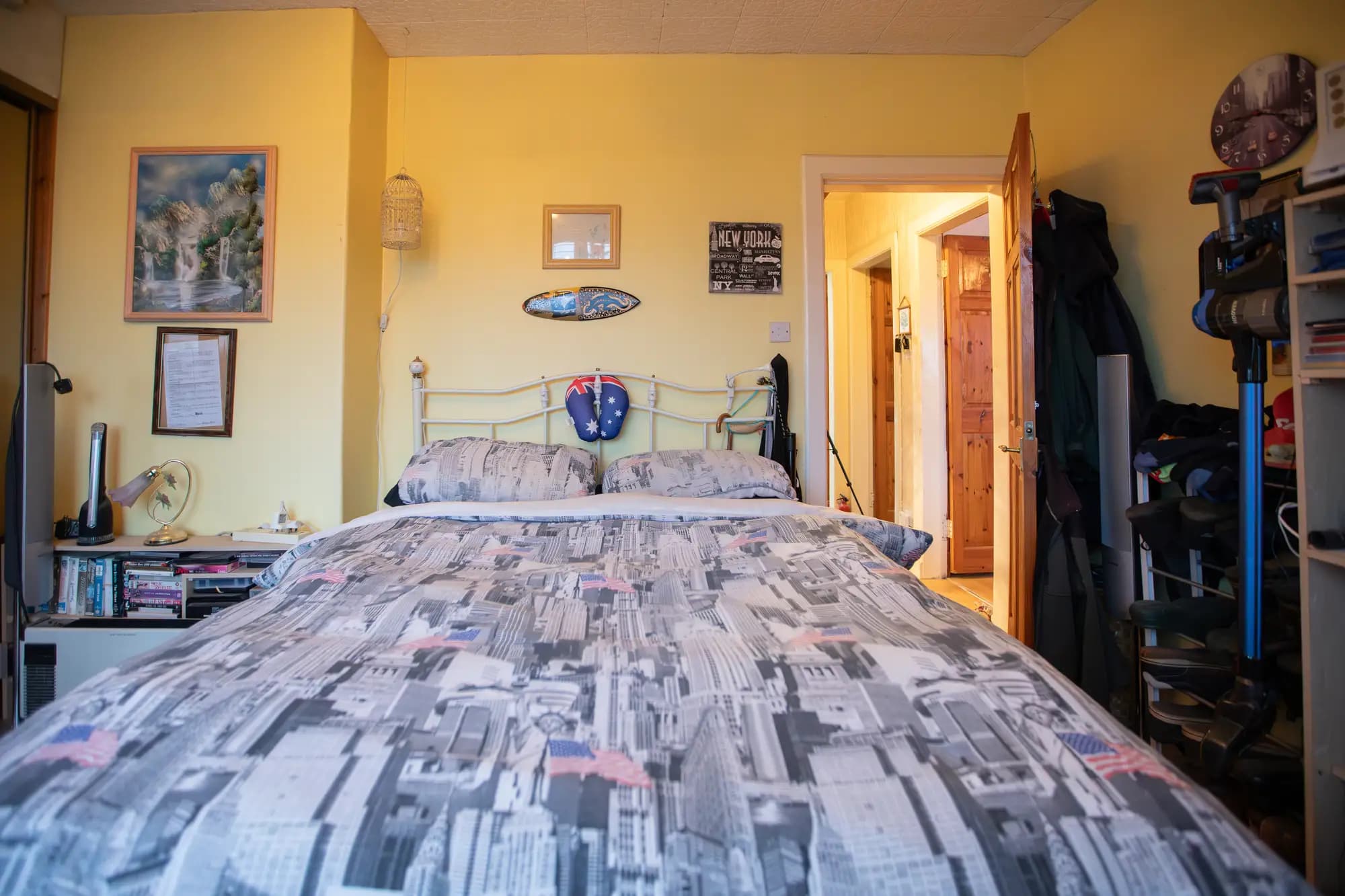 property photo 11 of 27