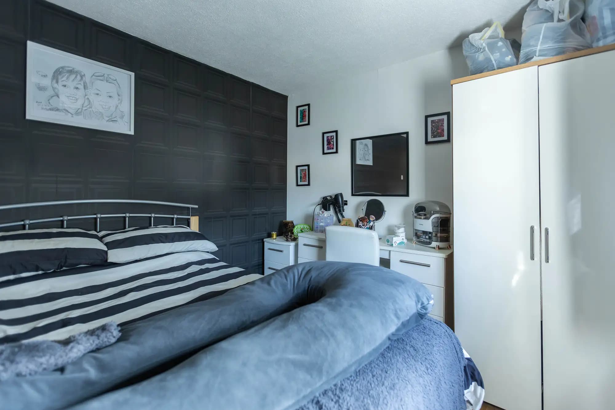 property photo 14 of 27