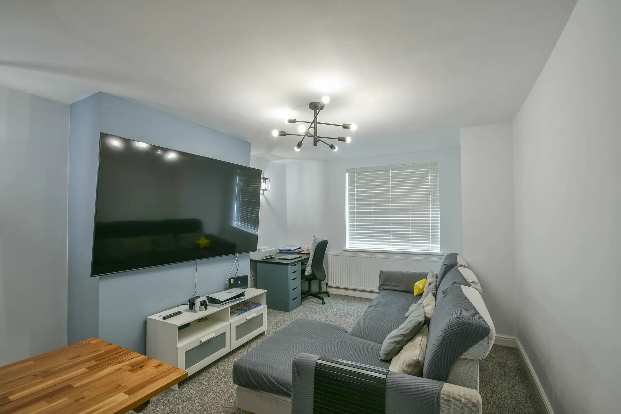 property photo 2 of 33