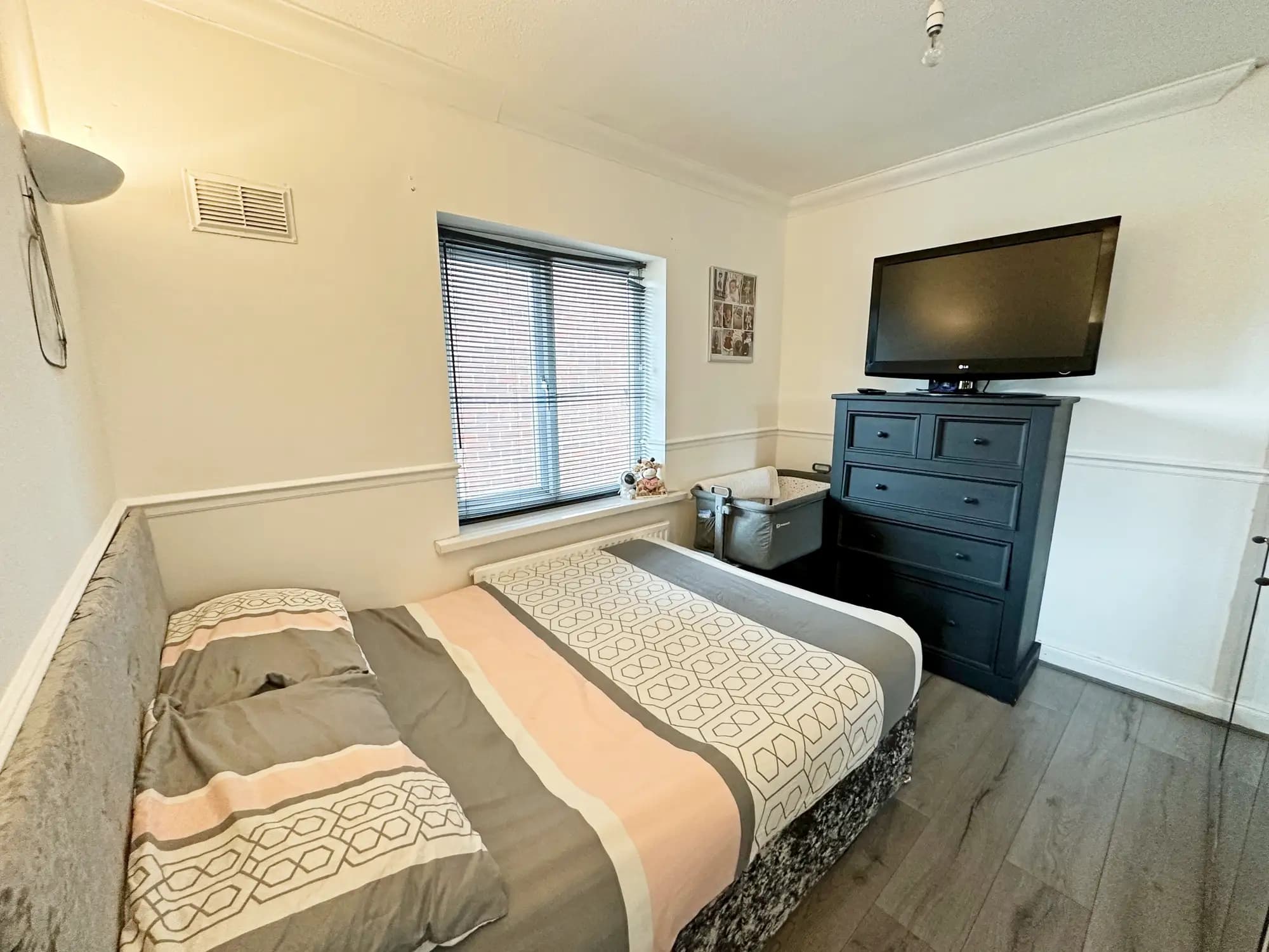 property photo 12 of 24
