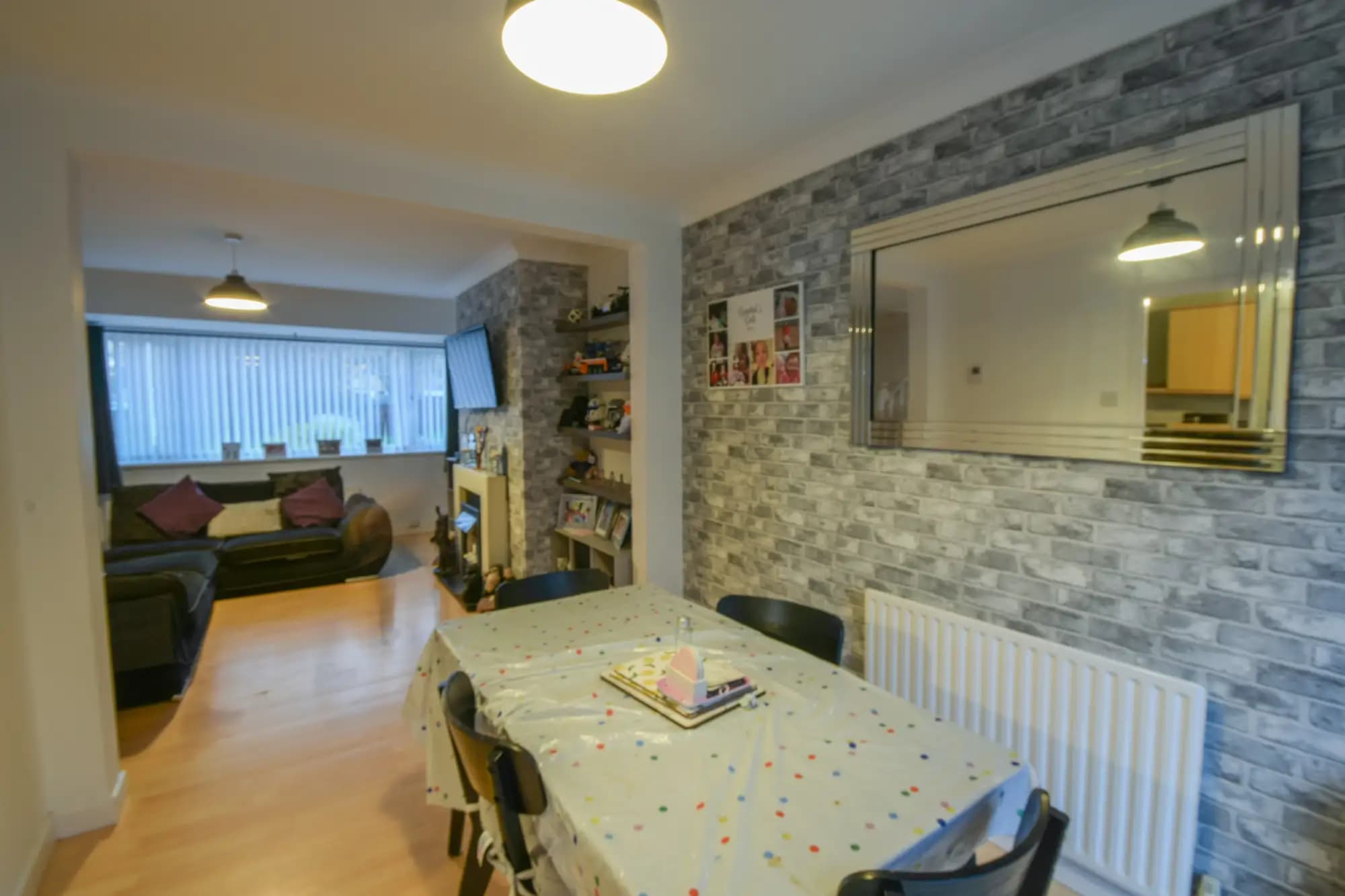 property photo 7 of 15