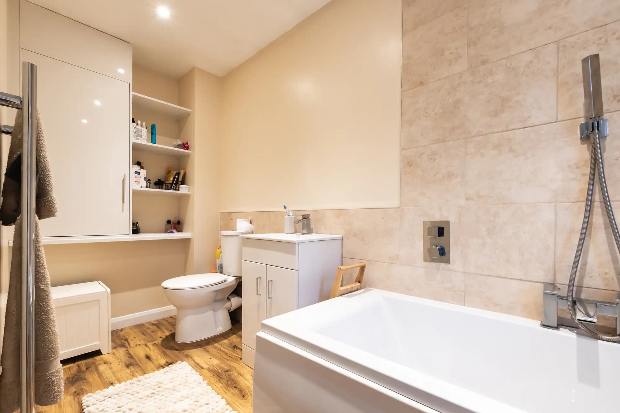 property photo 22 of 29