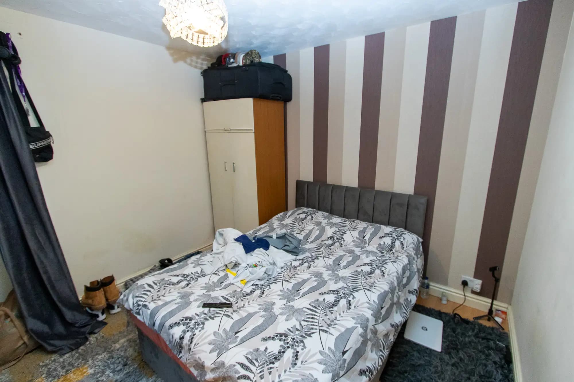 property photo 11 of 18