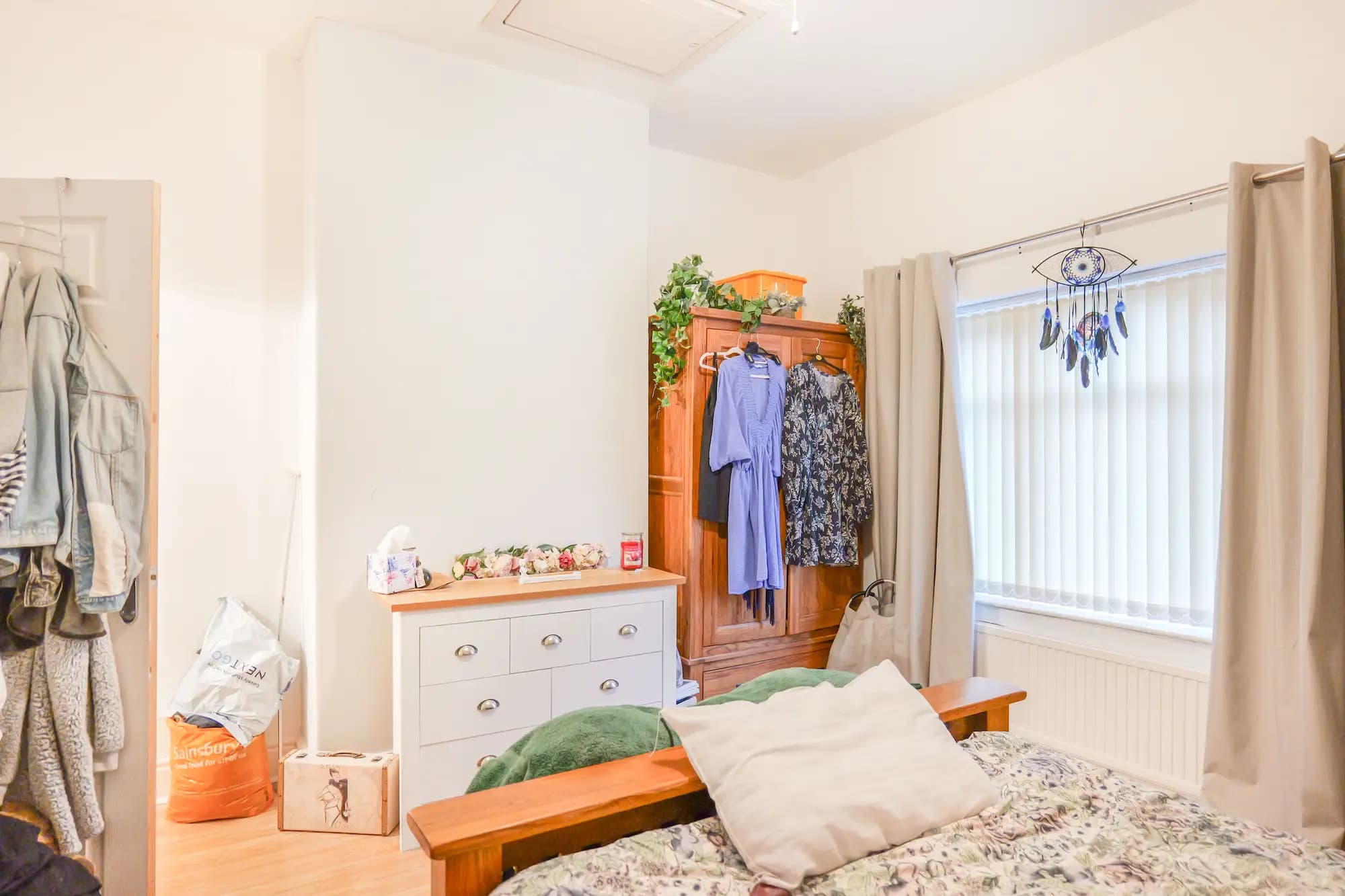 property photo 13 of 22