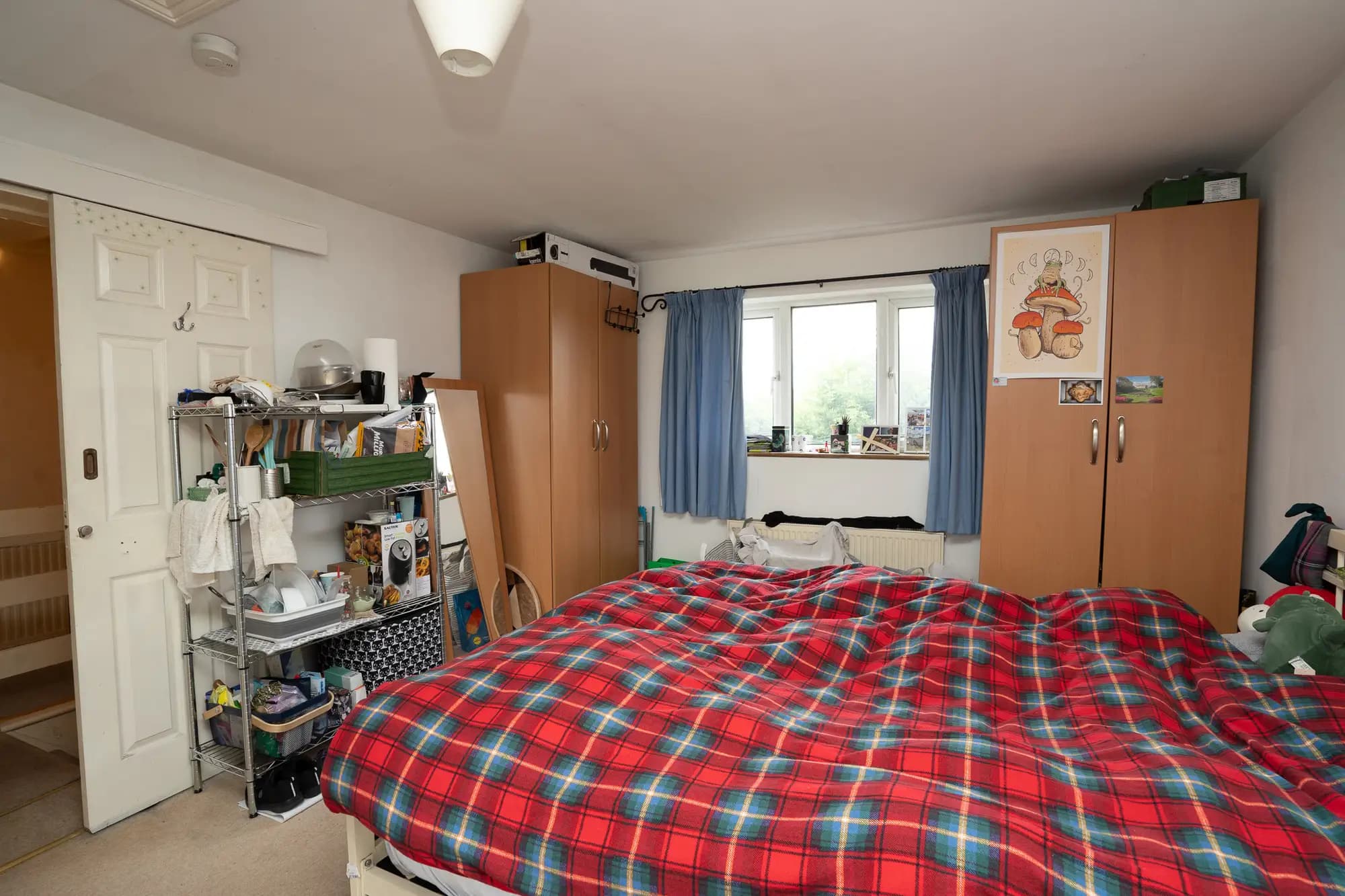 property photo 17 of 27