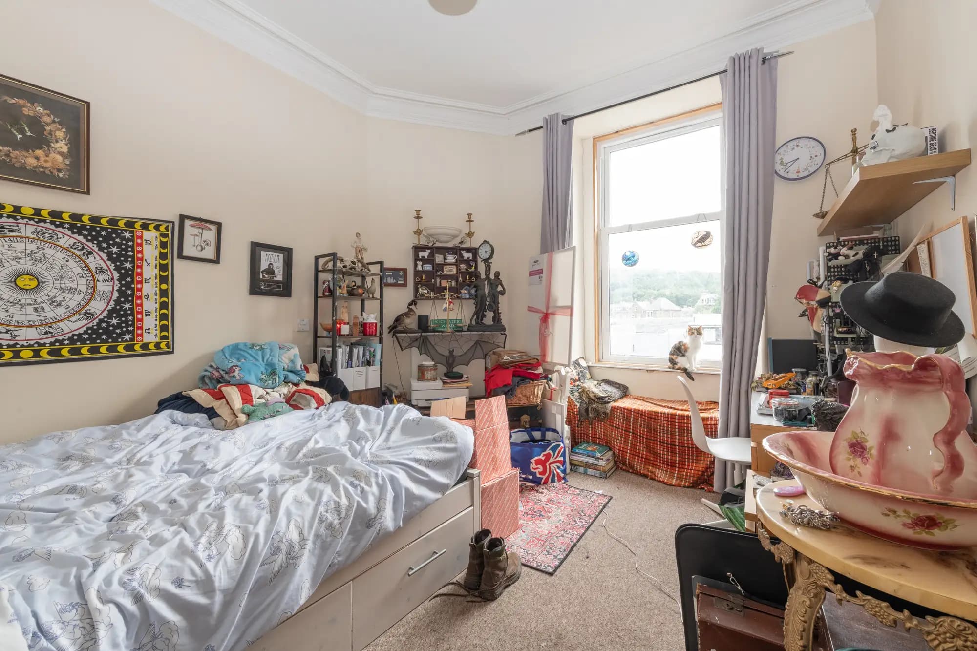 property photo 18 of 30