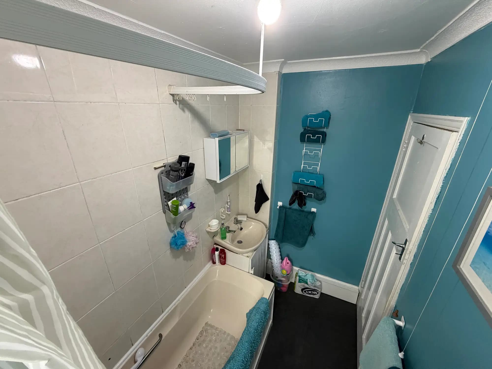 property photo 8 of 18