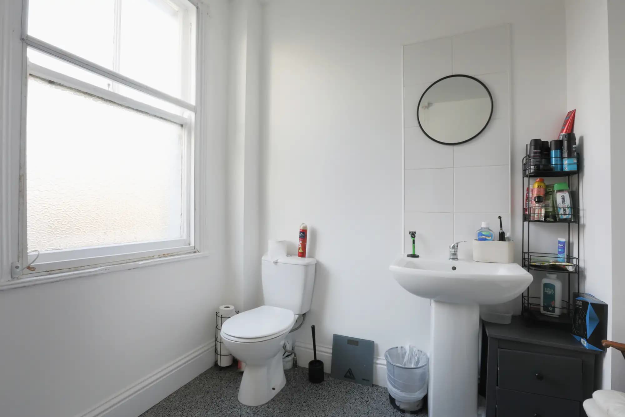 property photo 14 of 27