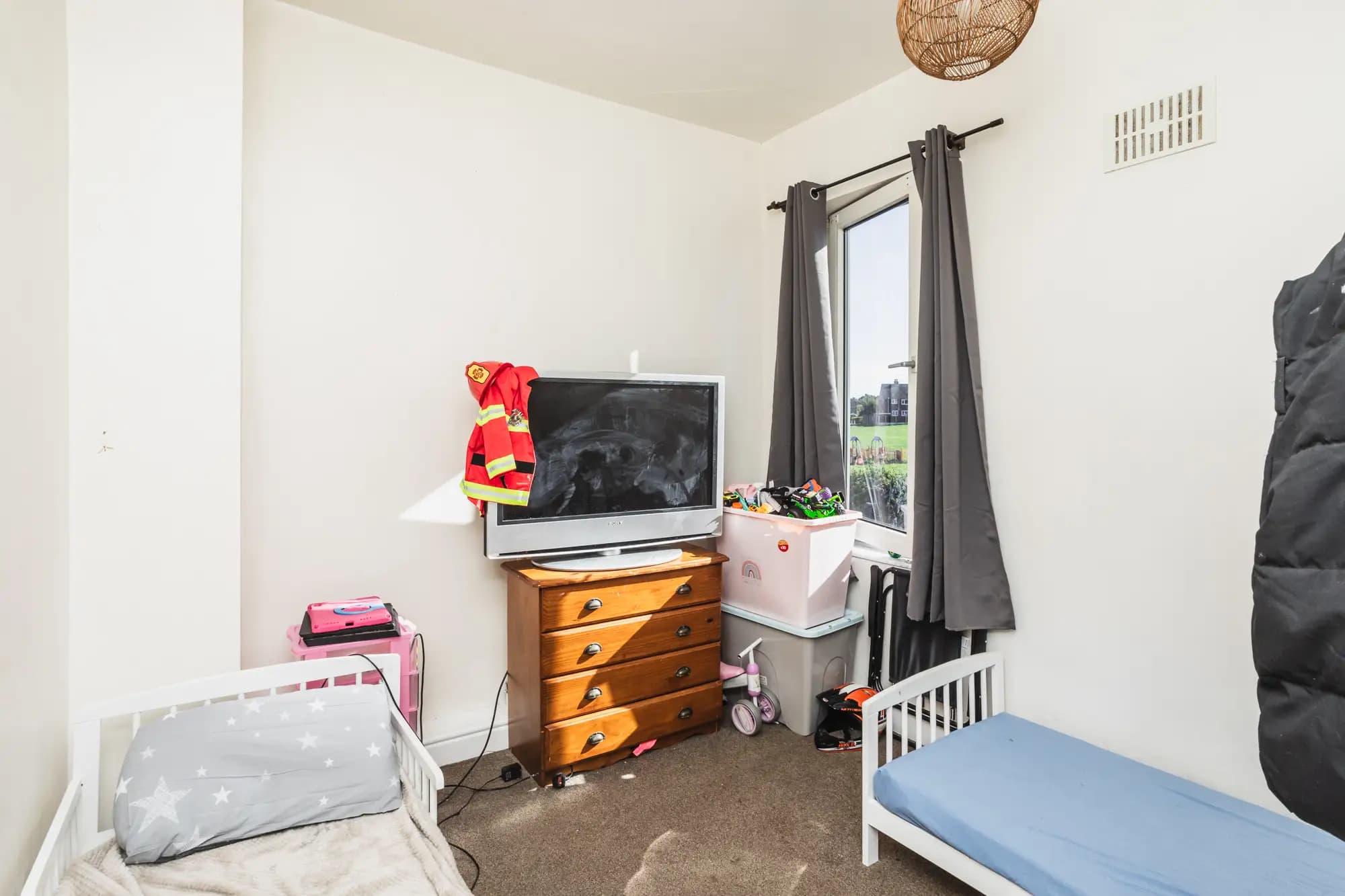 property photo 17 of 24