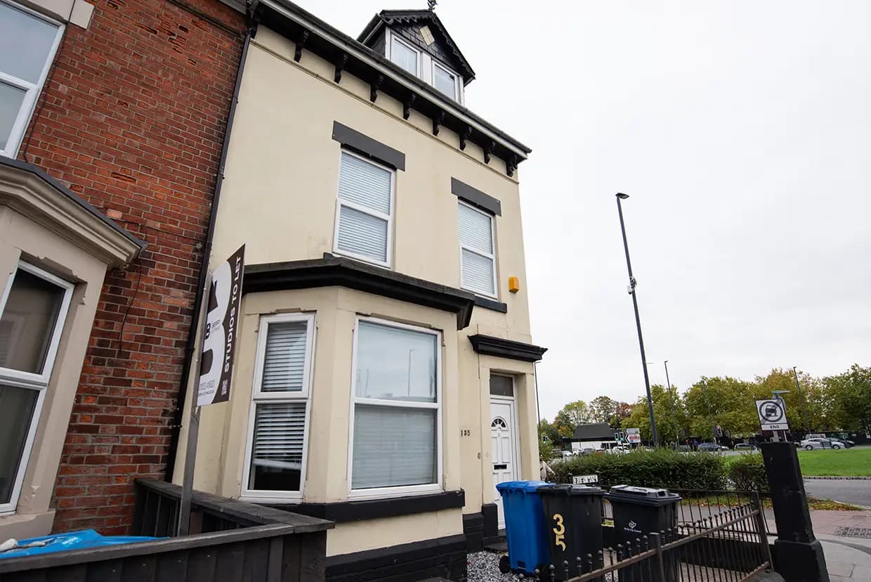 property photo 26 of 40