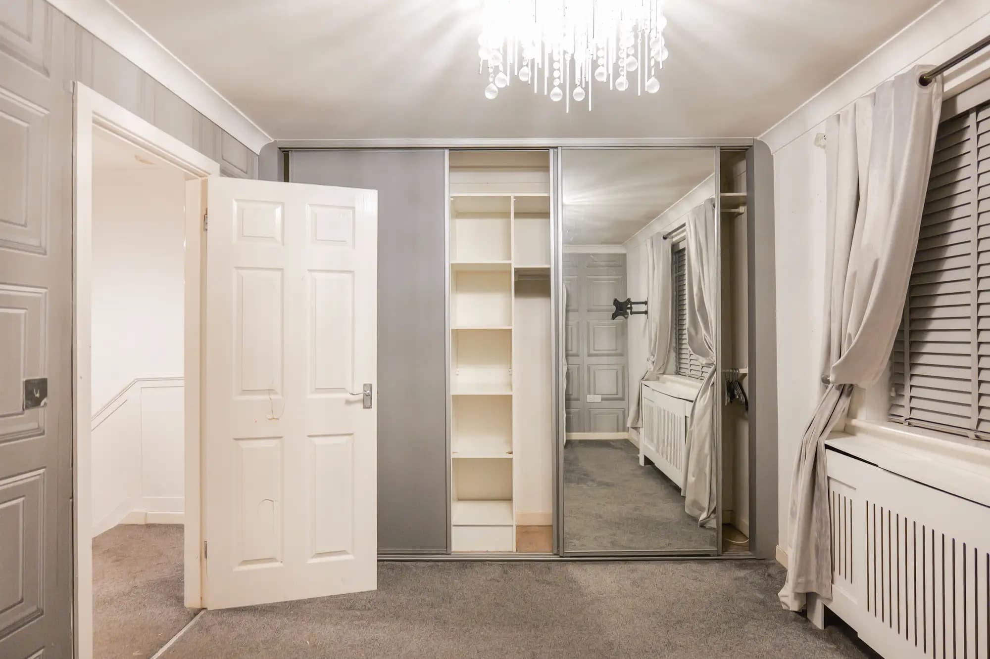 property photo 14 of 23