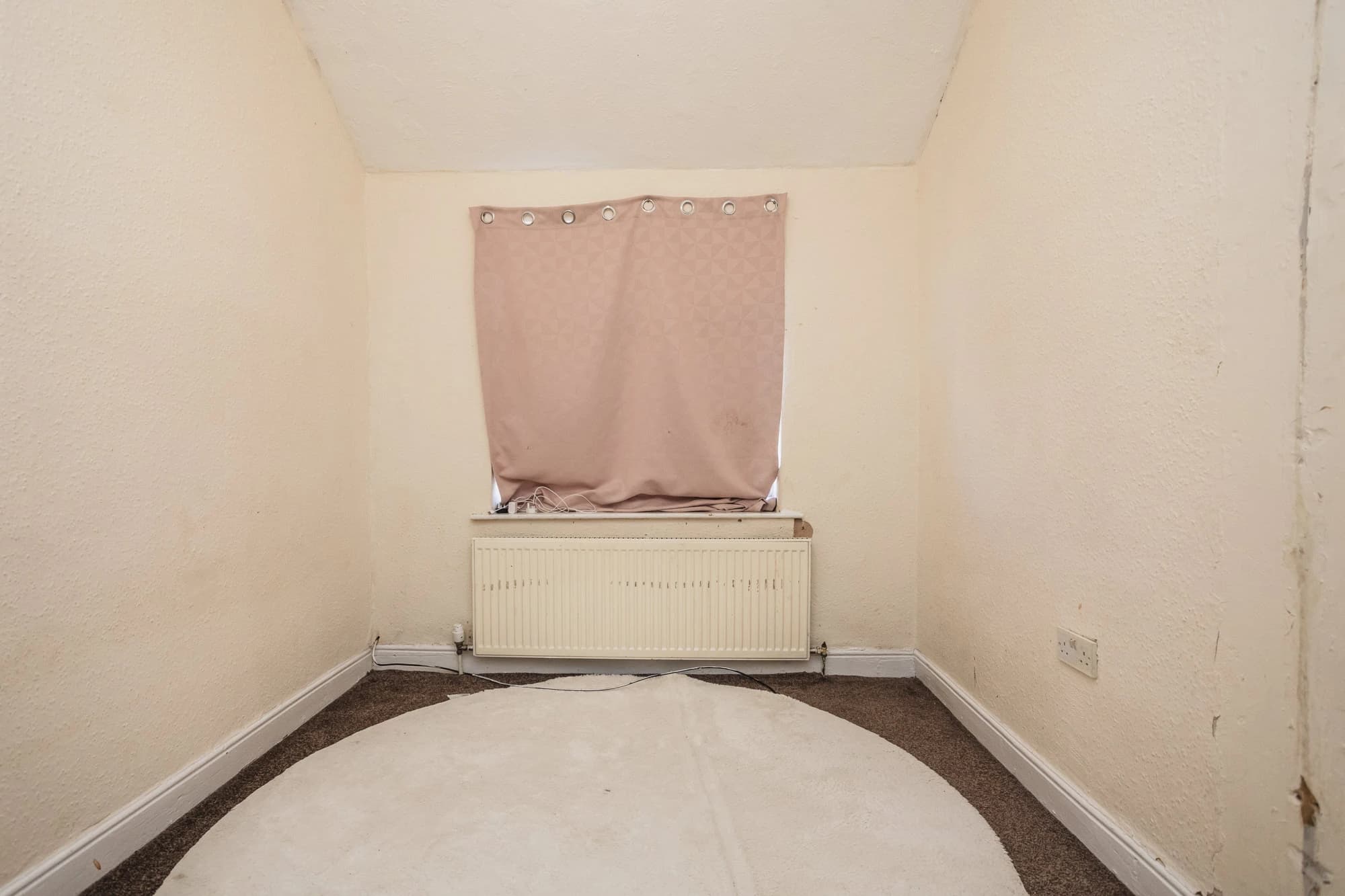 property photo 16 of 24