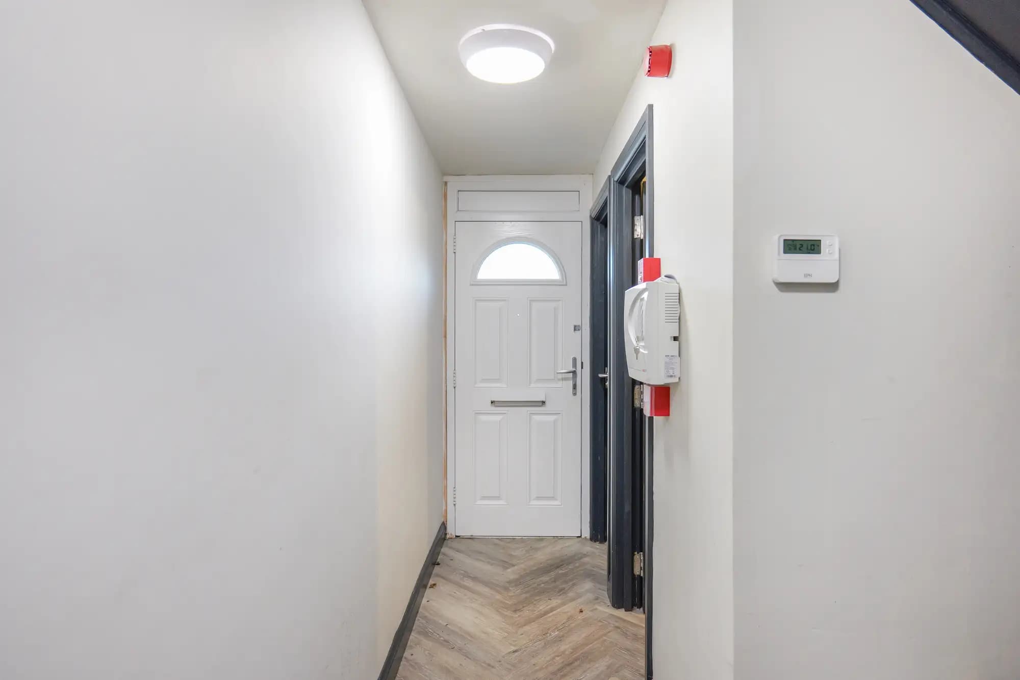 property photo 21 of 29