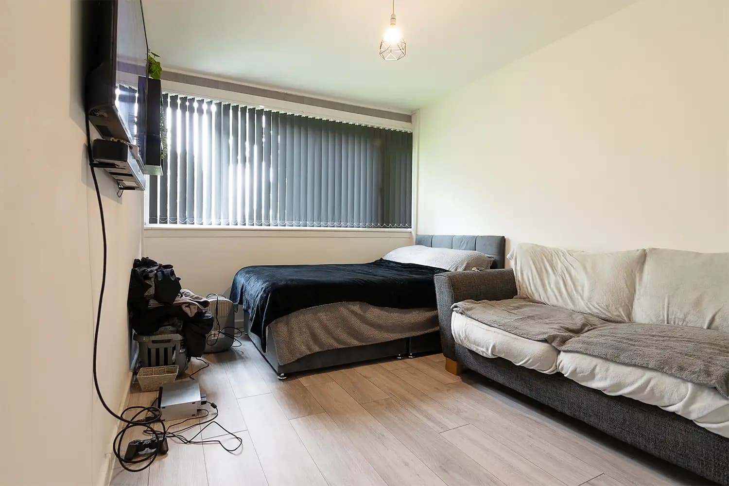 property photo 21 of 36