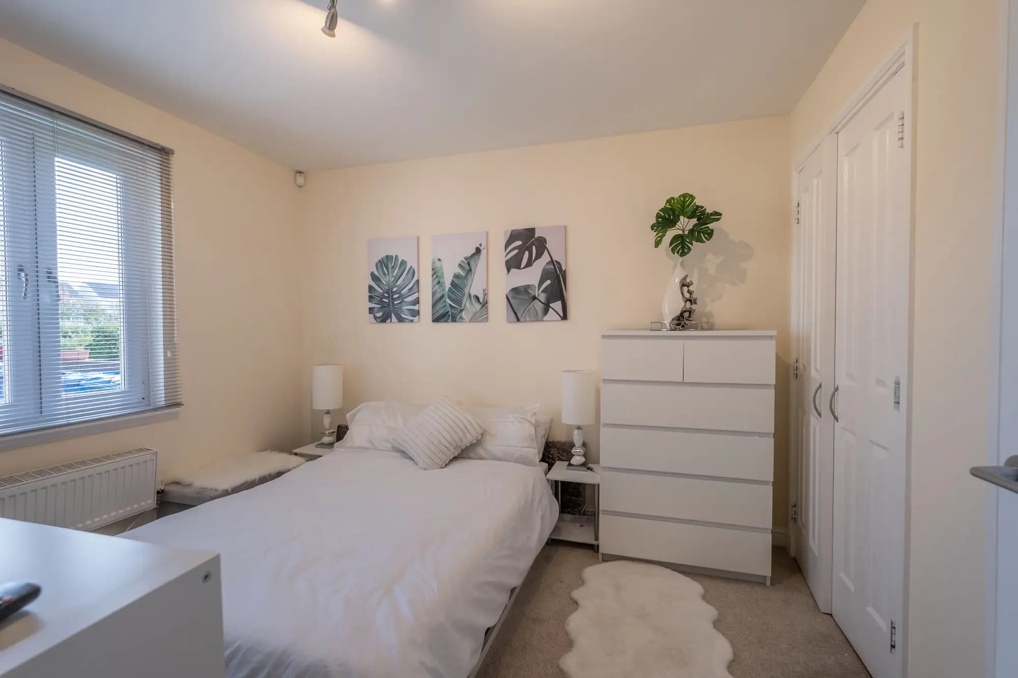 property photo 15 of 28