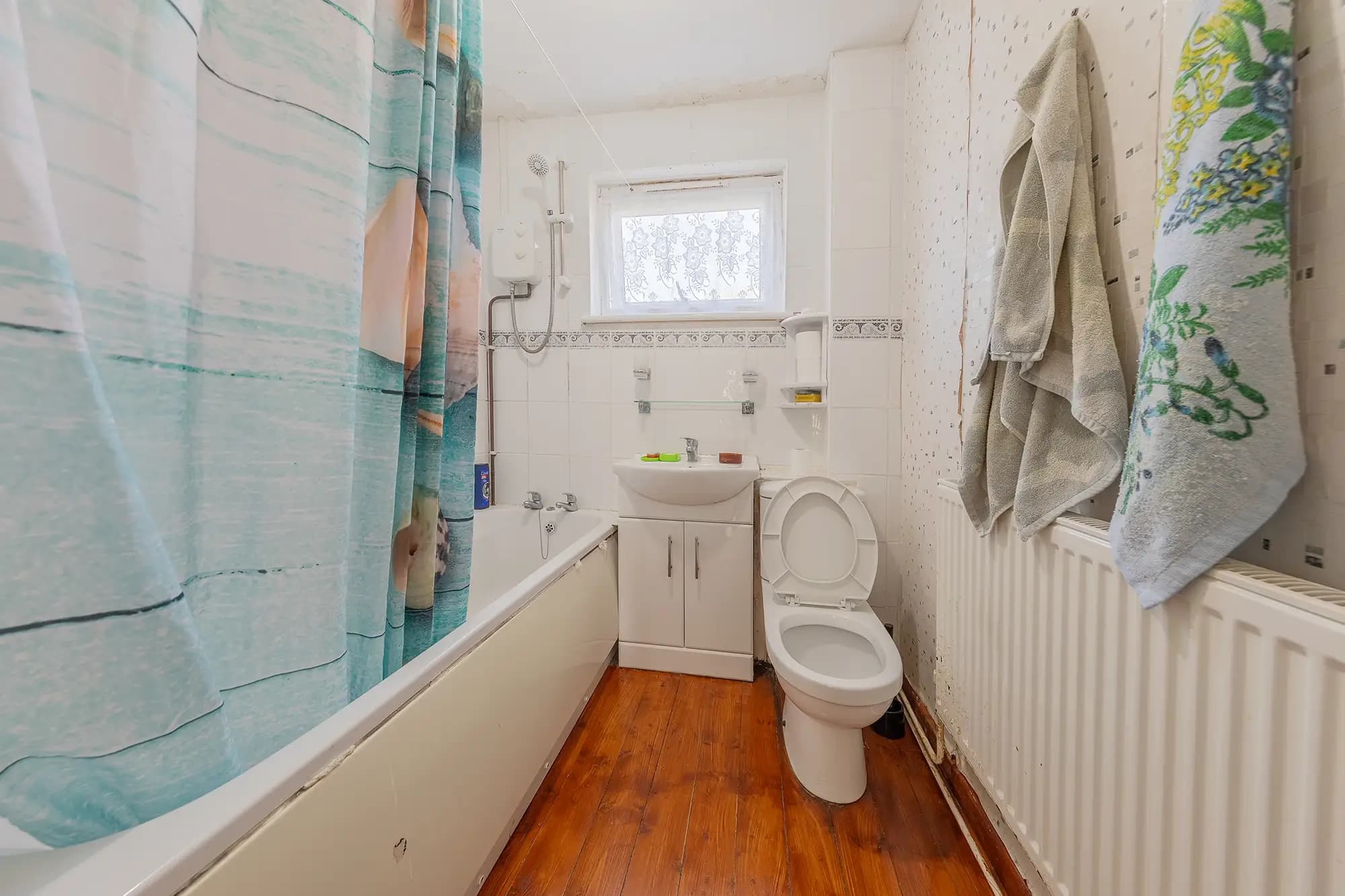 property photo 7 of 16