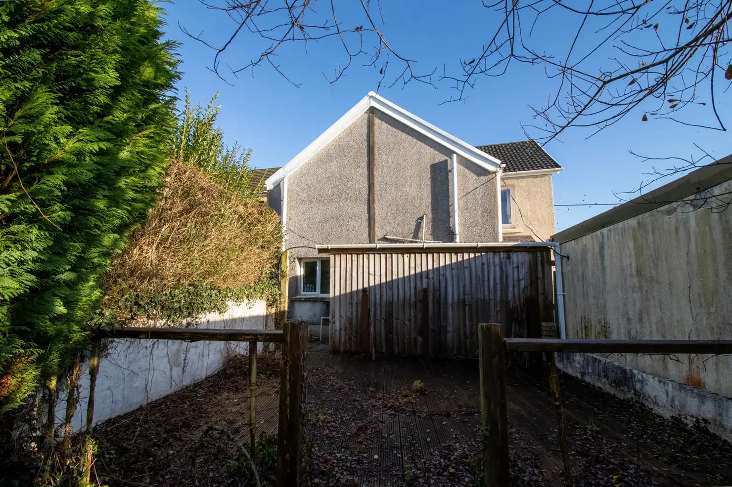 property photo 18 of 20