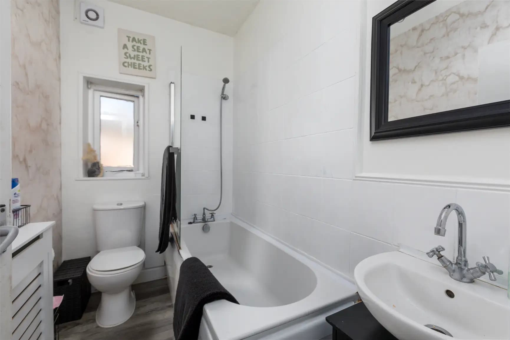 property photo 10 of 18