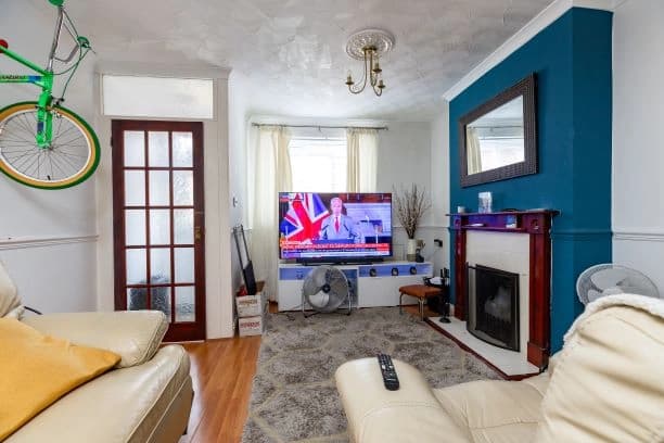 property photo 2 of 16