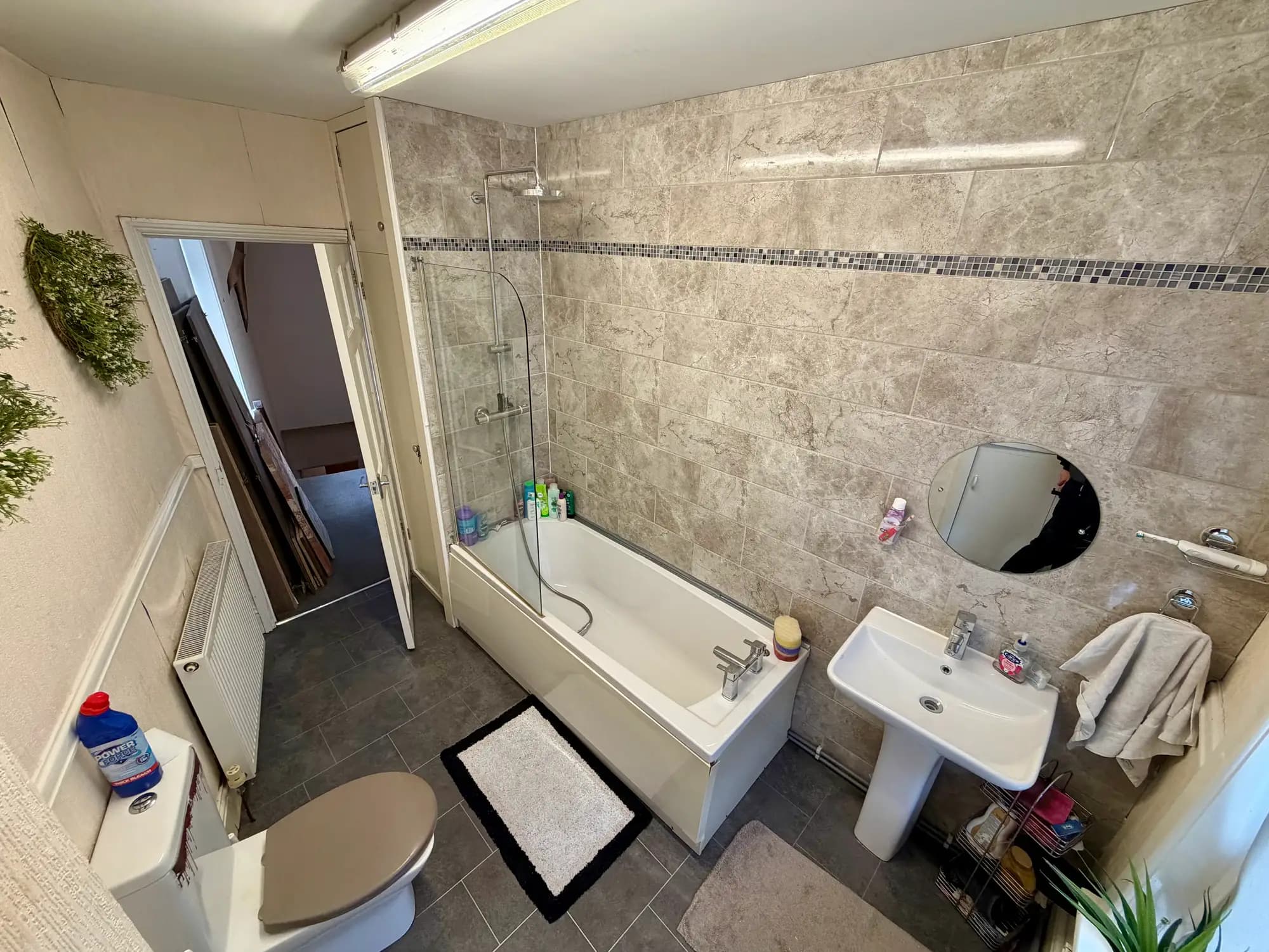 property photo 12 of 20