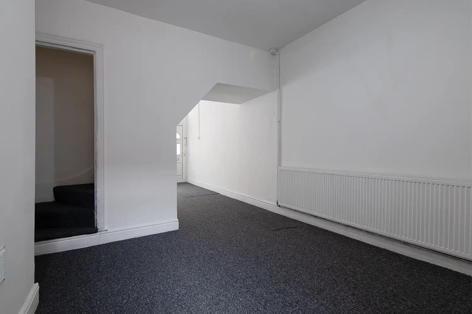 property photo 3 of 30