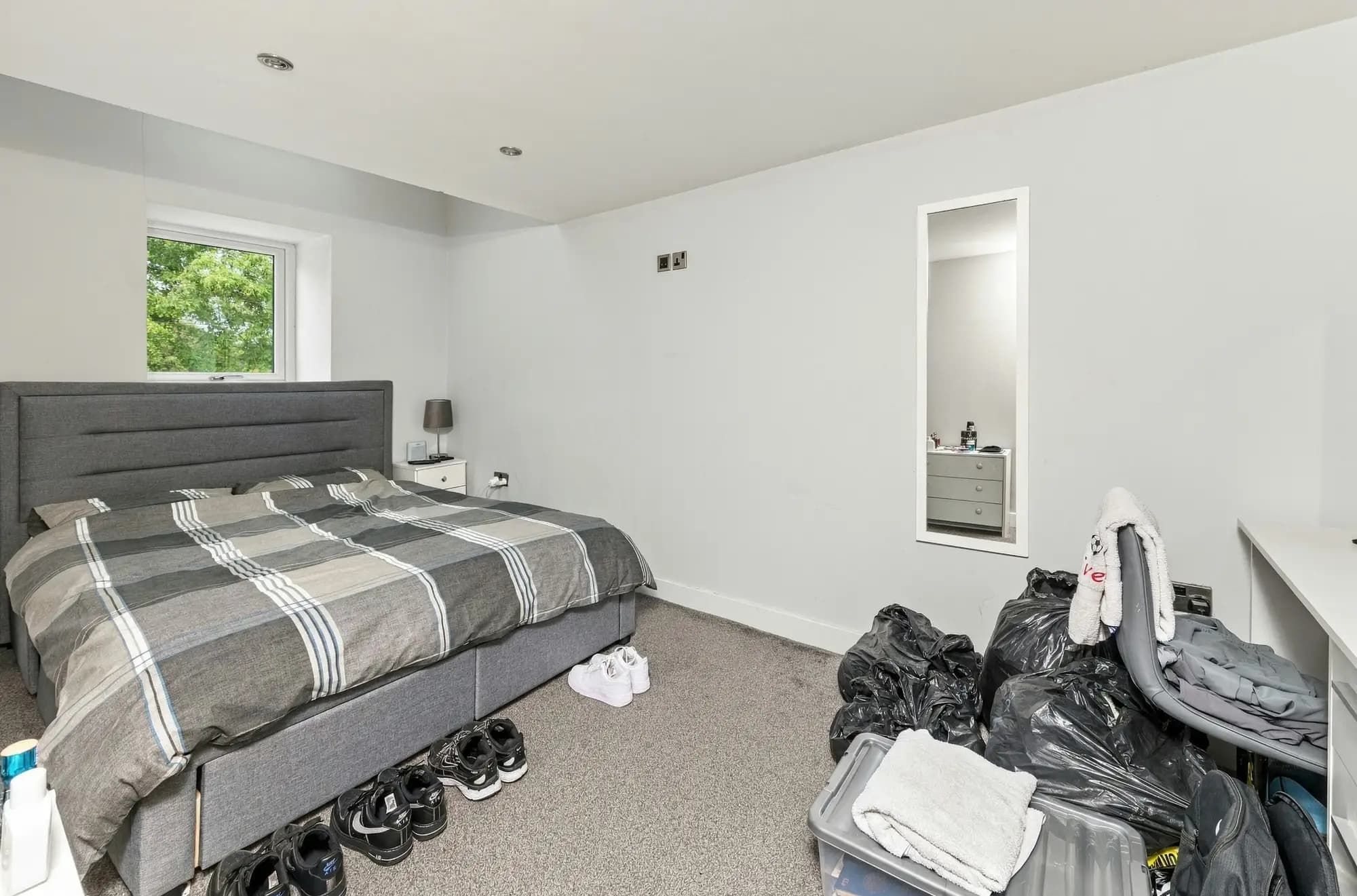 property photo 6 of 46