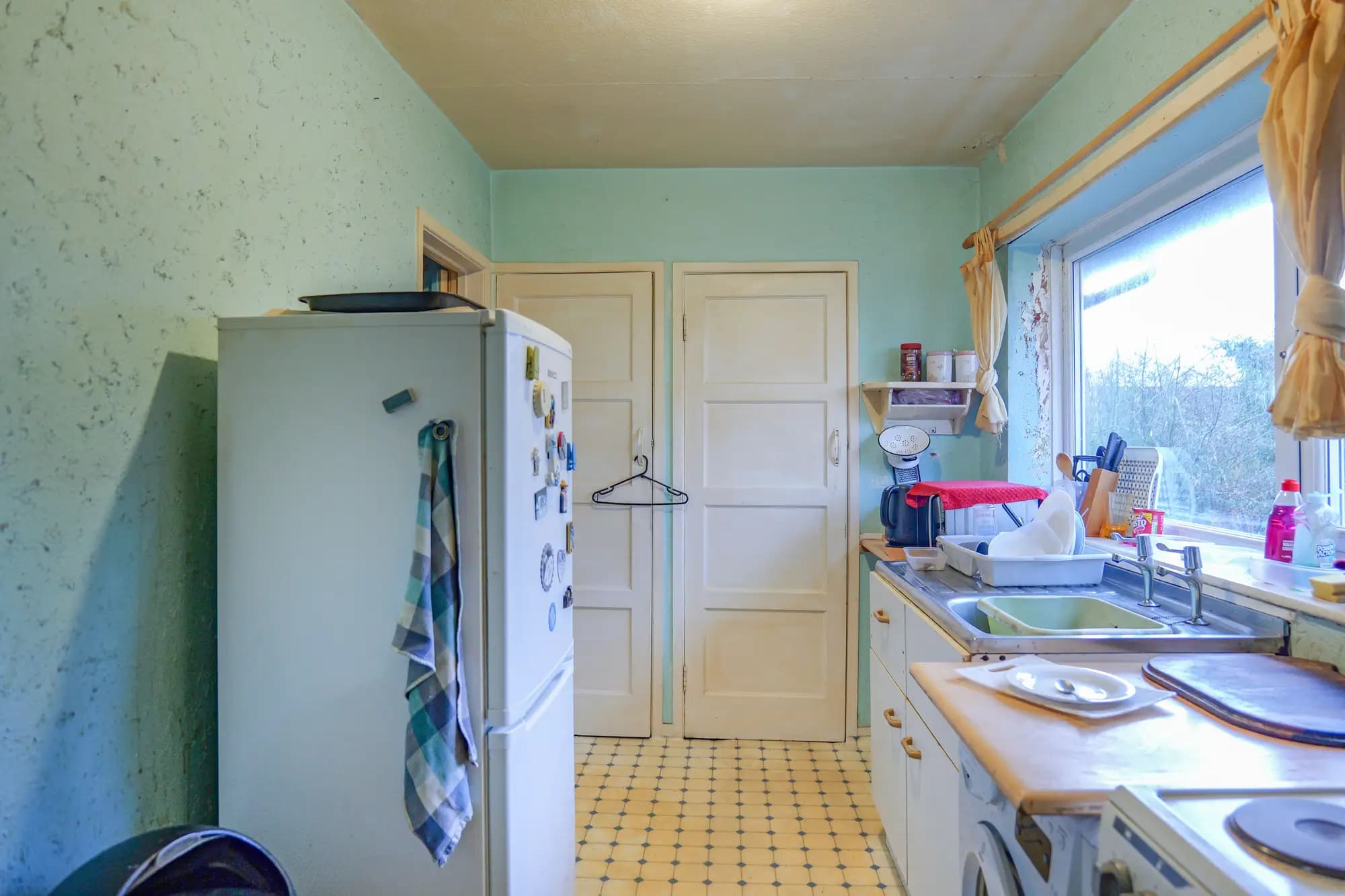 property photo 5 of 20