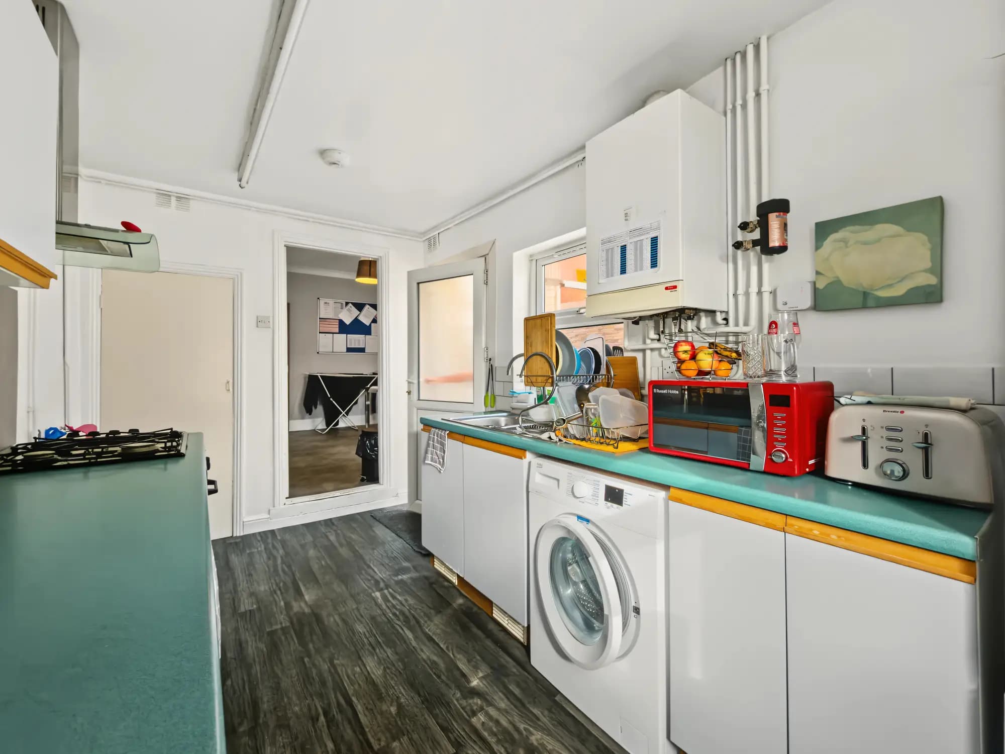 property photo 6 of 17