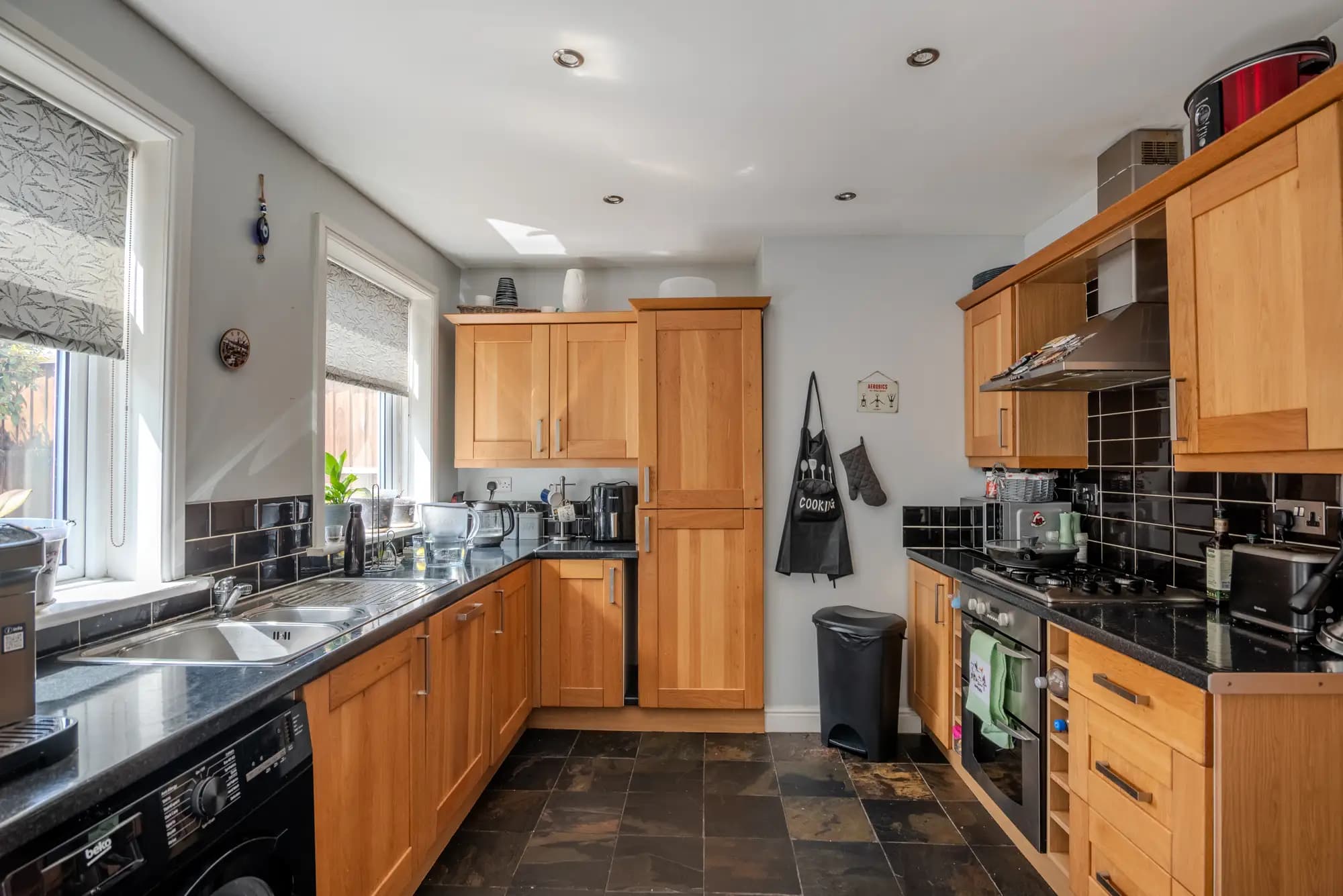 property photo 5 of 17