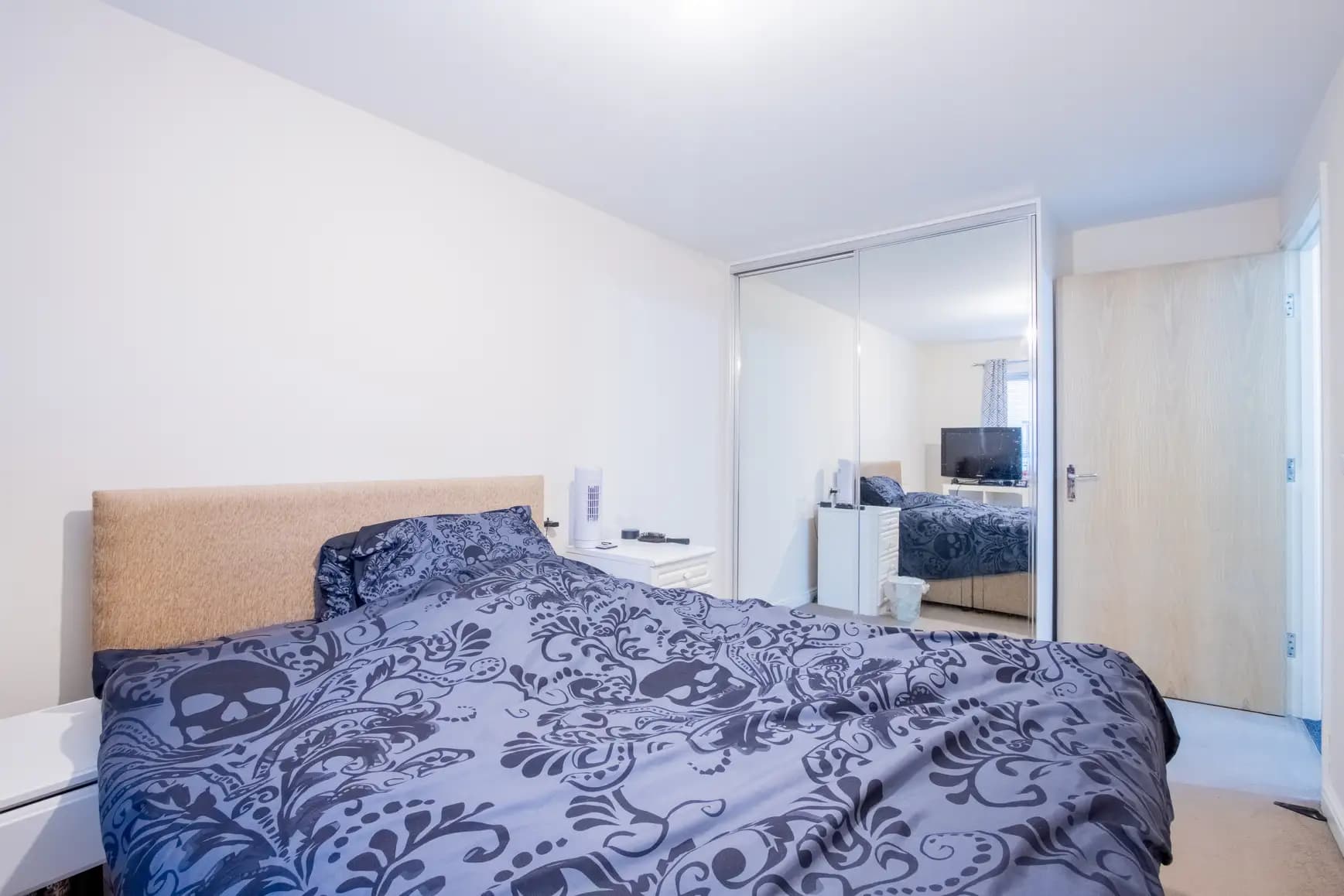 property photo 9 of 13