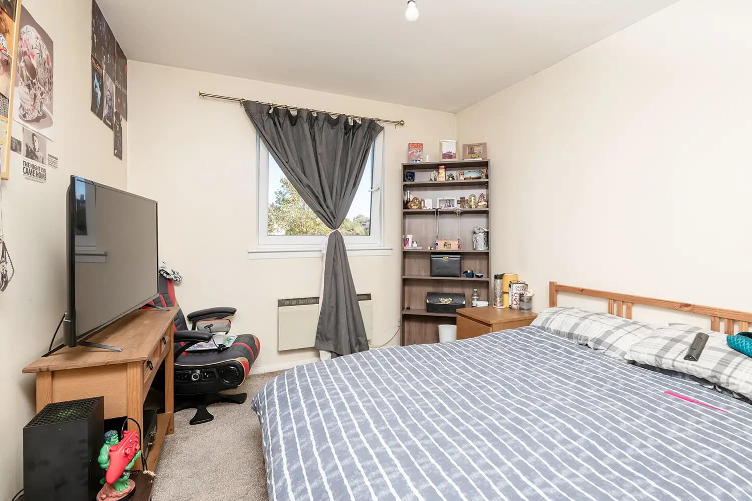 property photo 11 of 19