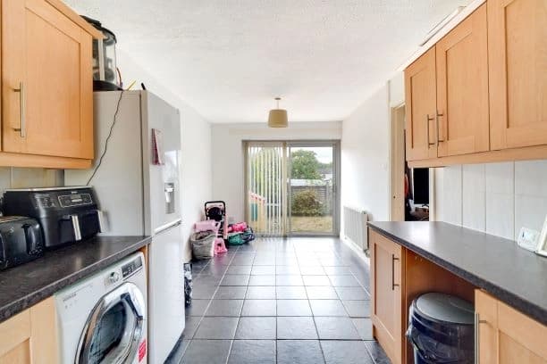 property photo 4 of 16