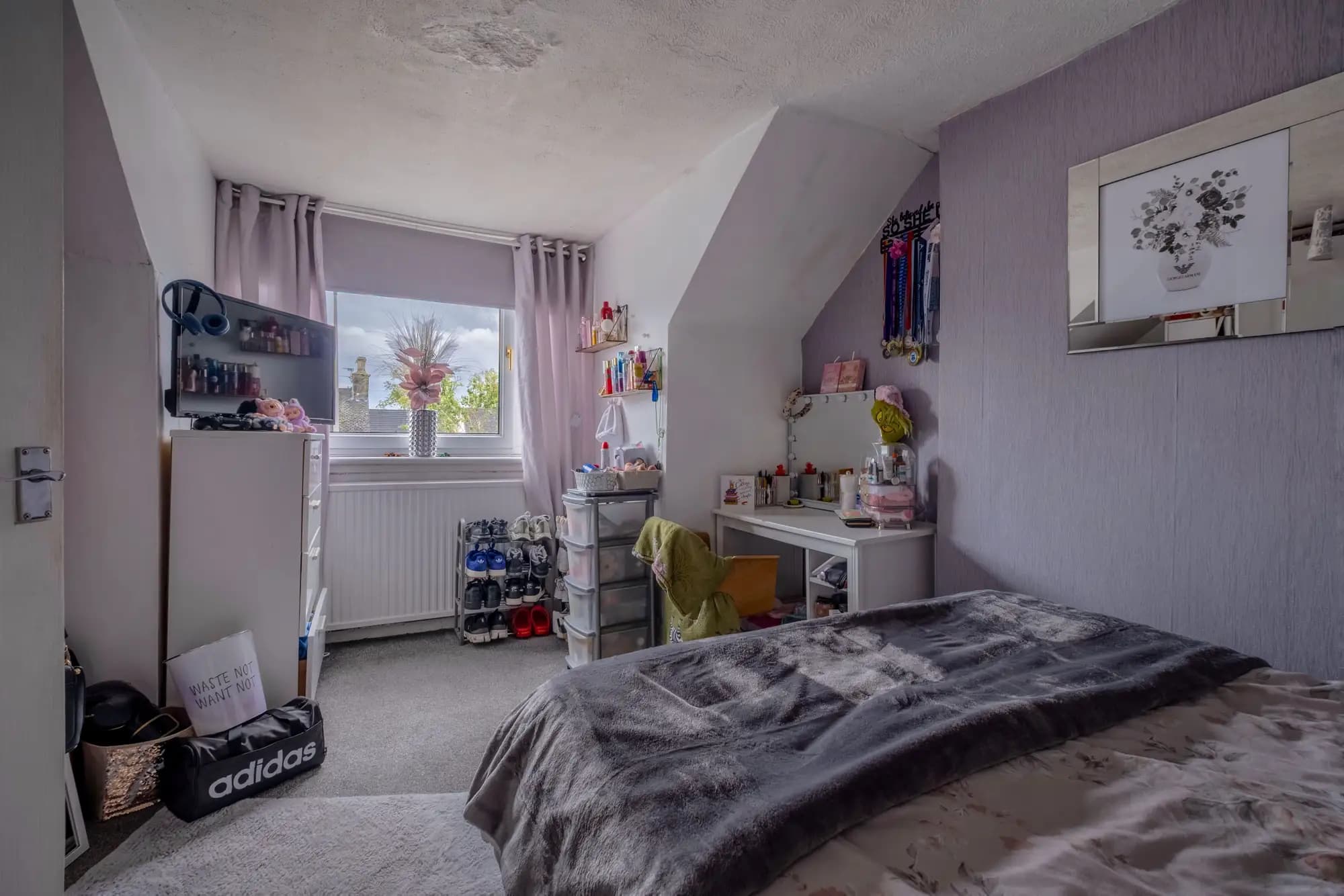 property photo 19 of 27