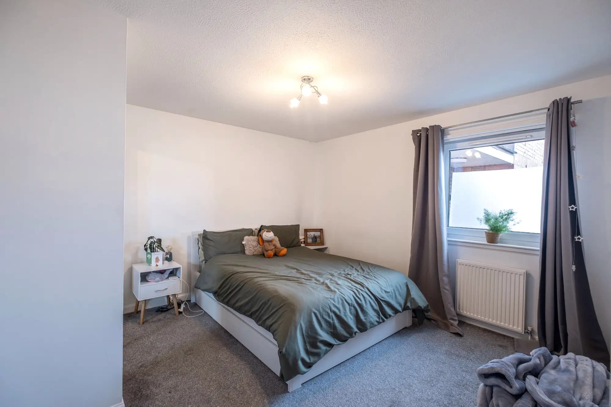 property photo 13 of 27