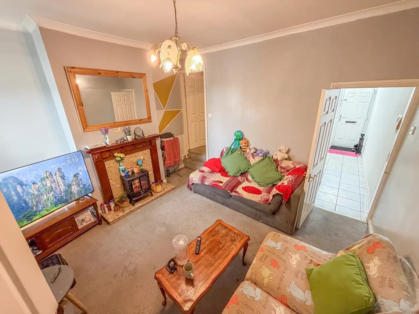 property photo 4 of 16