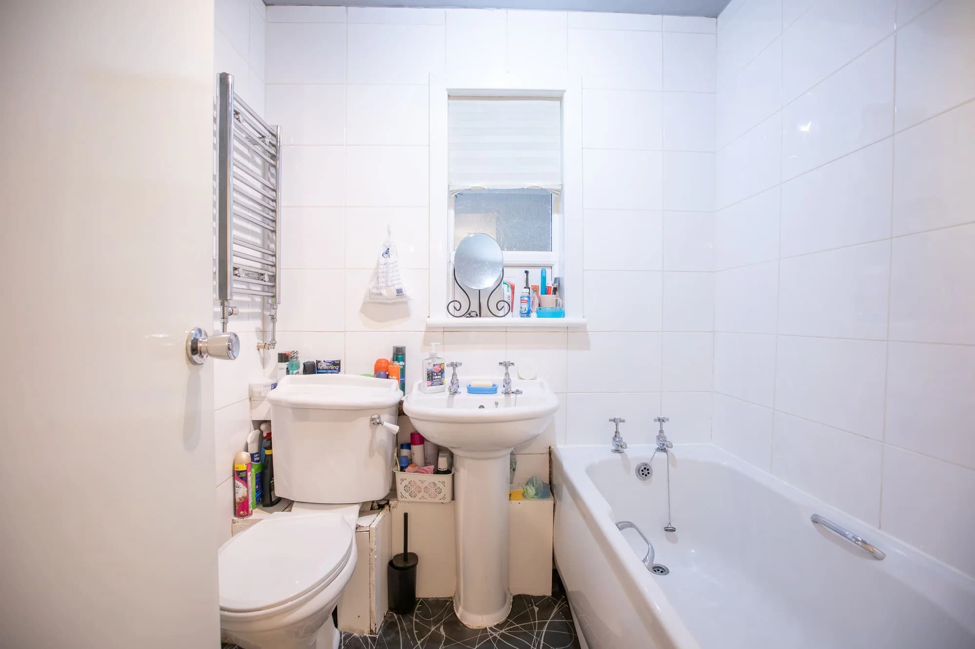 property photo 8 of 20