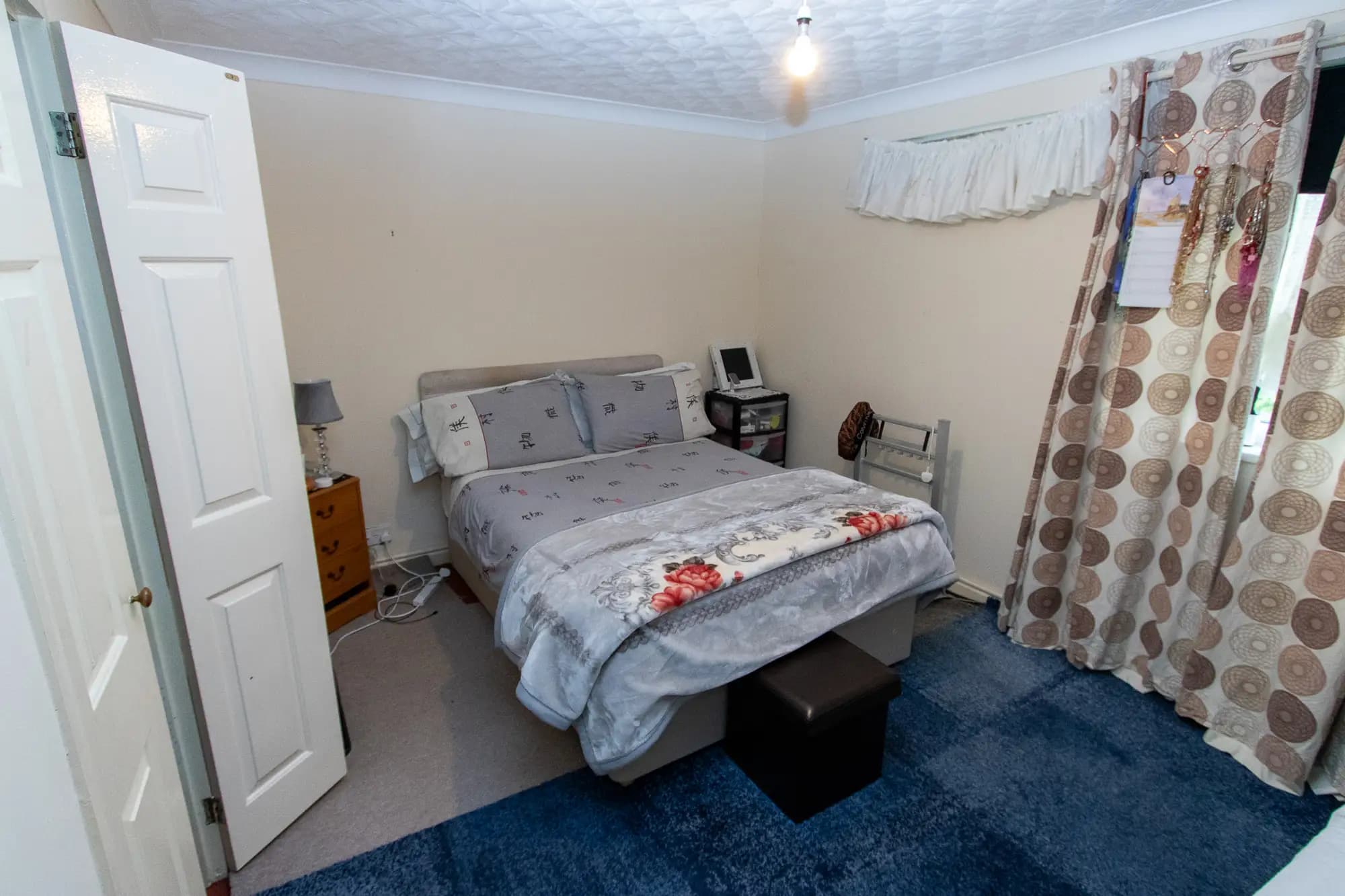 property photo 10 of 18