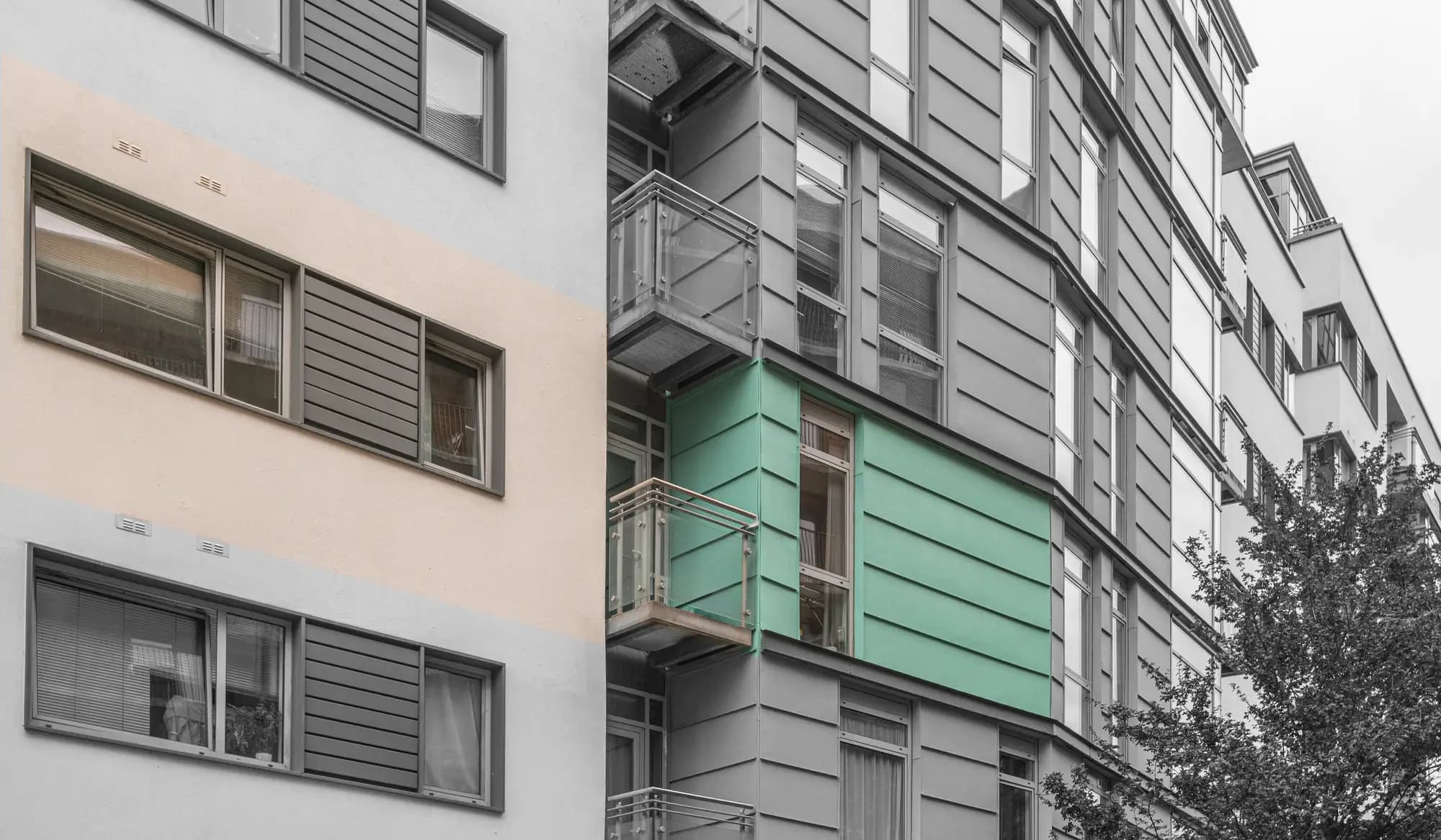 property photo 13 of 21