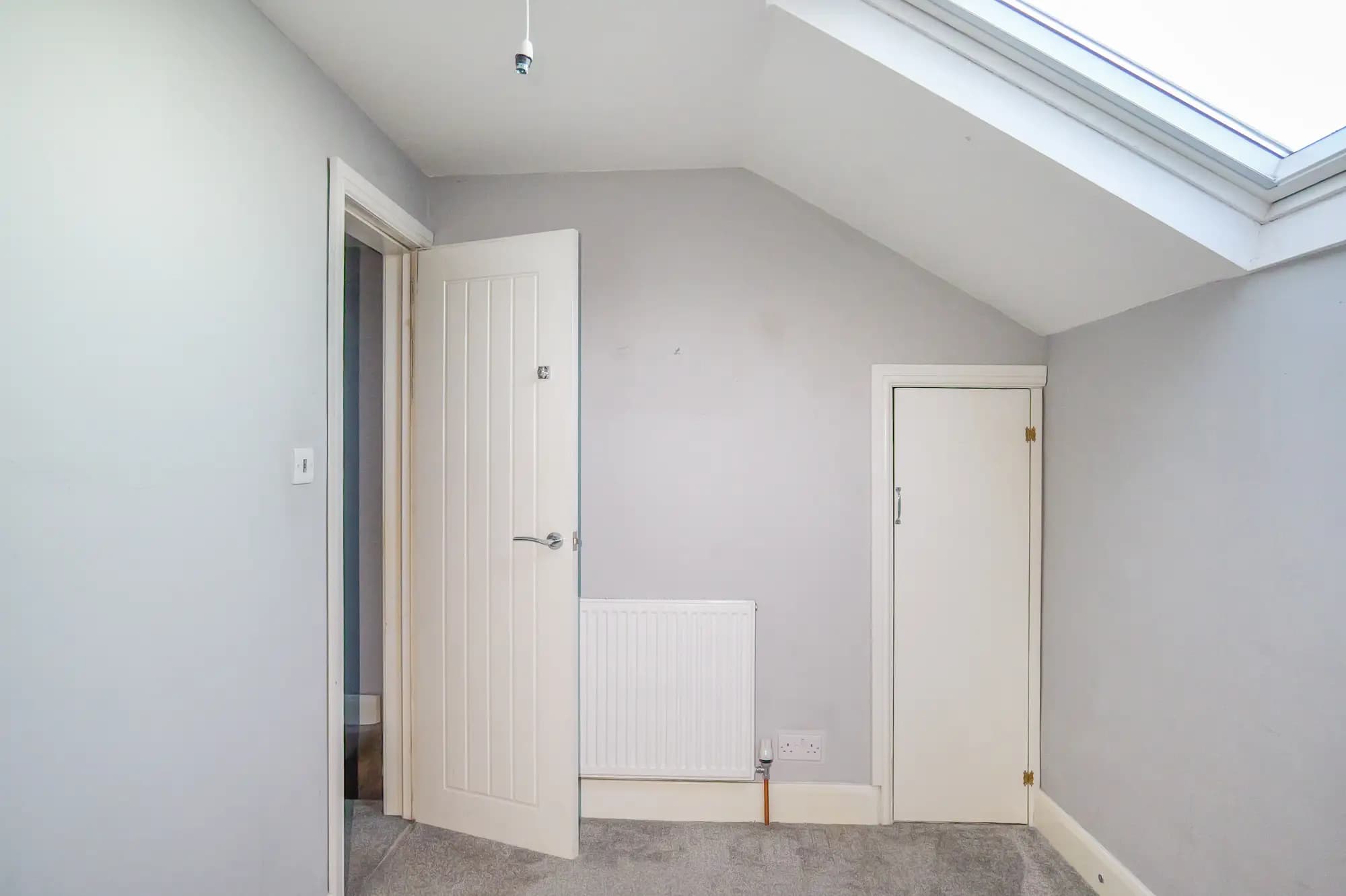 property photo 16 of 34