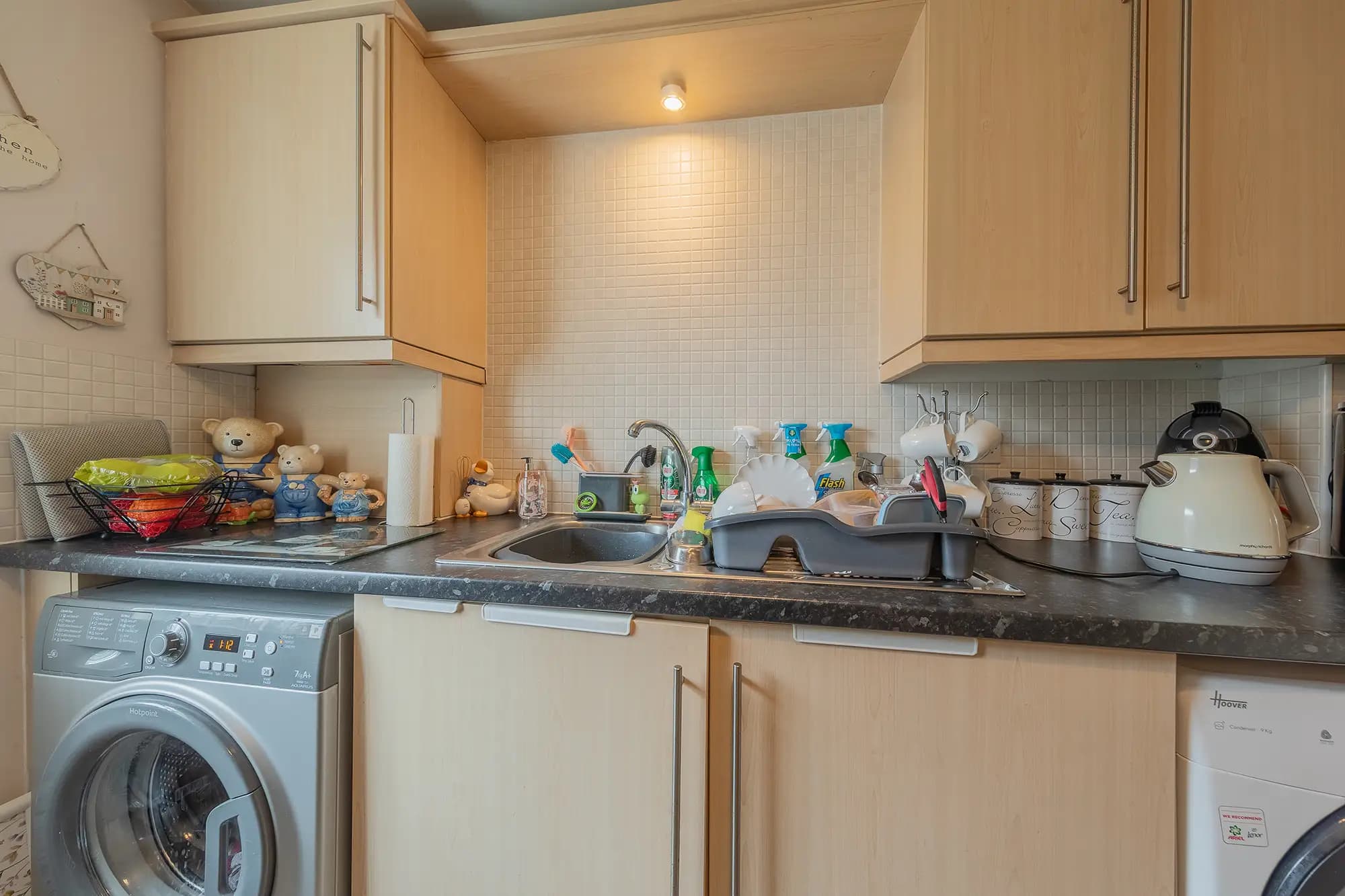 property photo 5 of 14