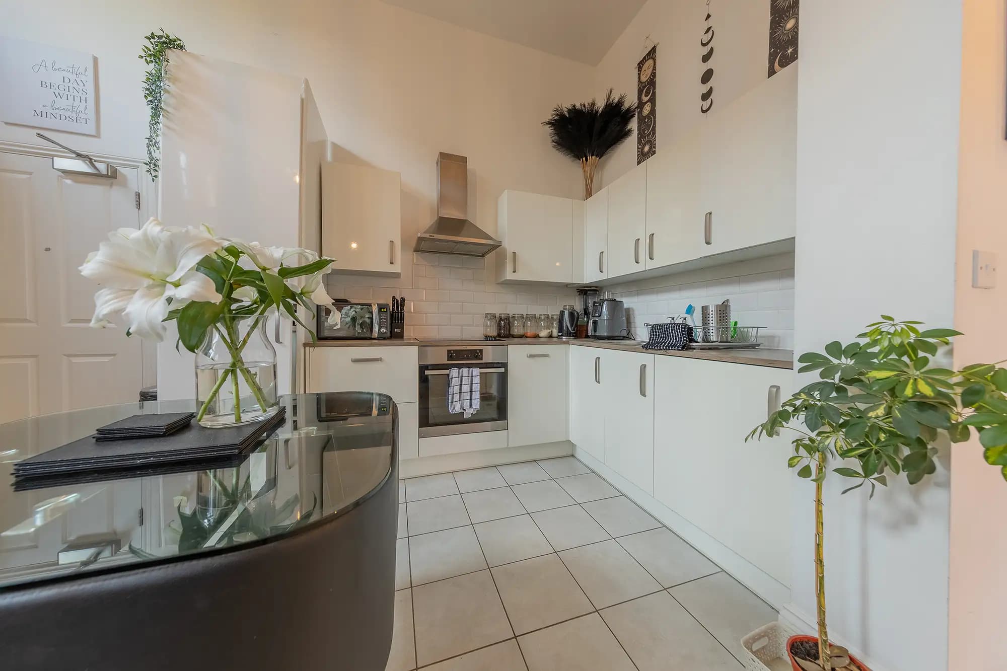 property photo 5 of 14