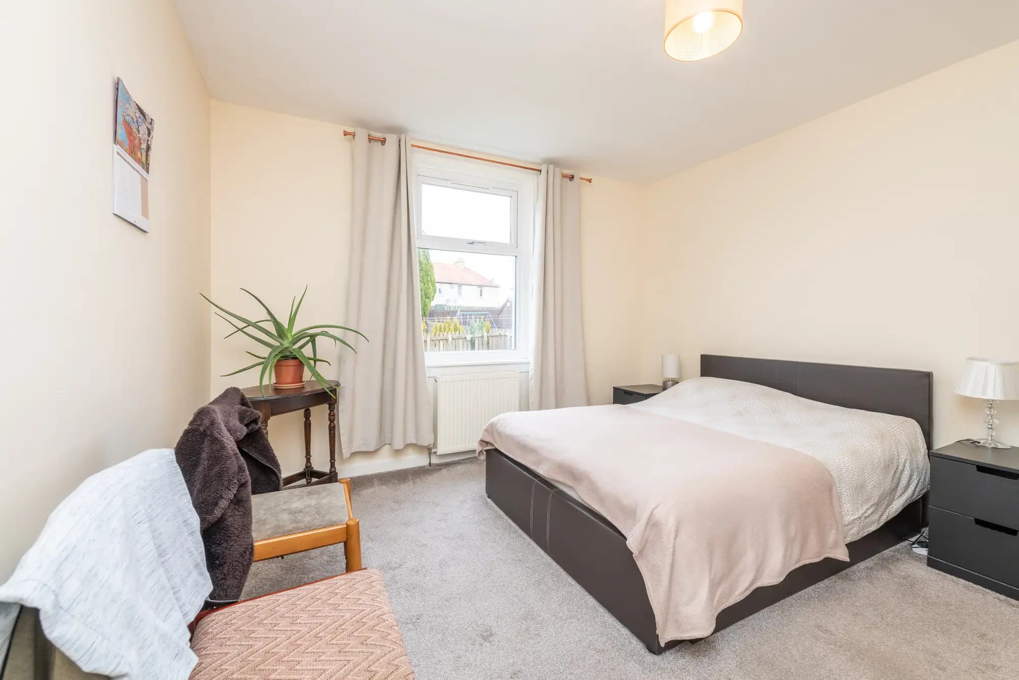 property photo 13 of 28